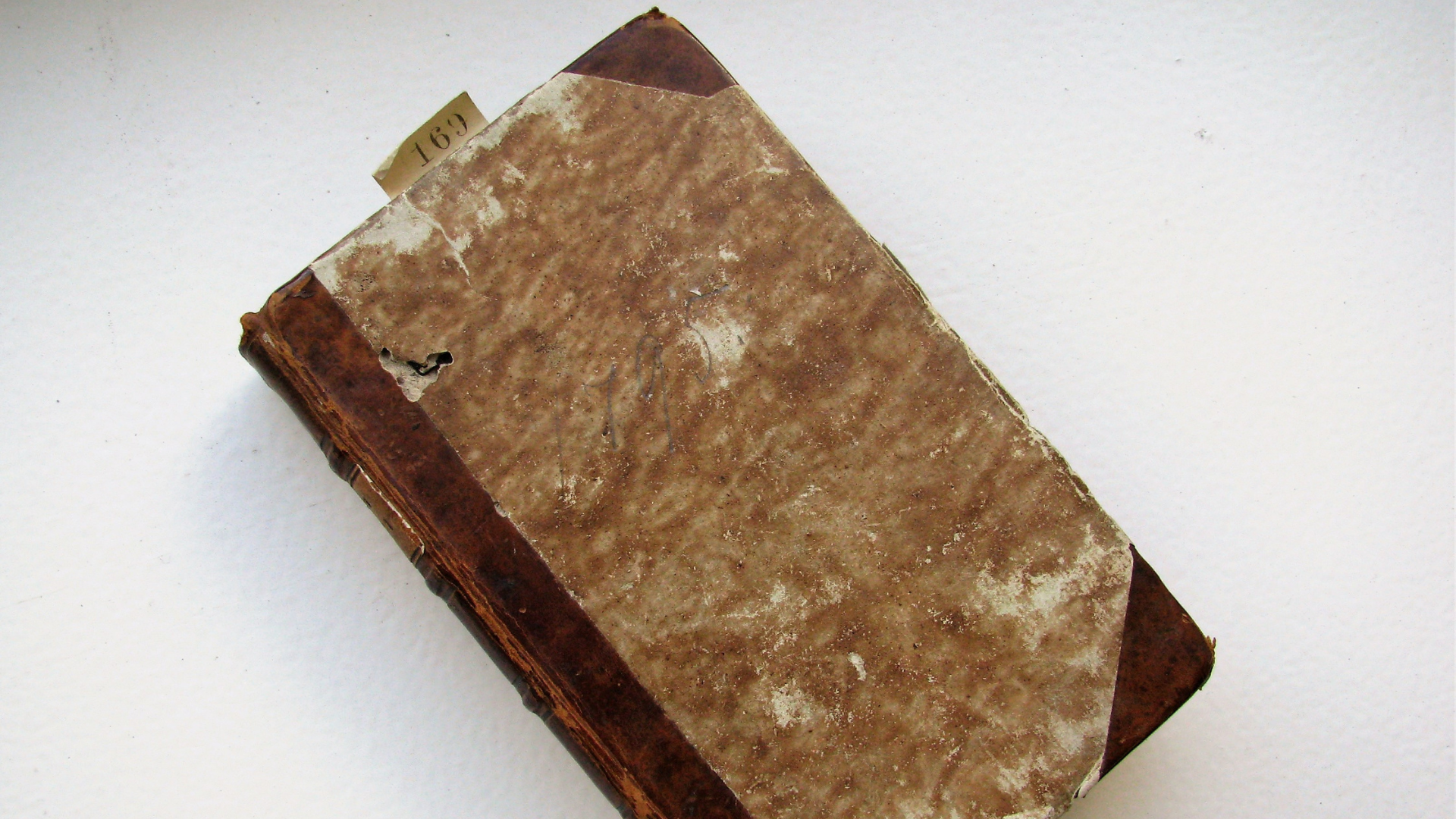 pirmo reizi kops ta pirma pavaru gramata no vaces gramatam partulkota izdosanas 18 gadsimta veikts tas pilna apmera parveidojums jaunaja druka