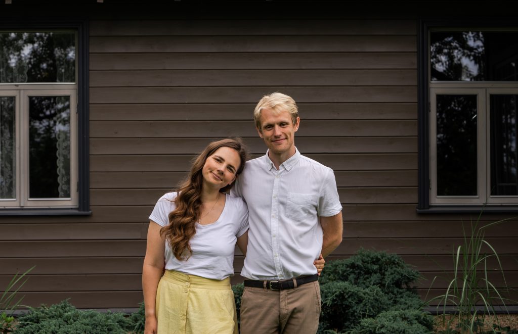 lote un rihards majupcels uz cesim caur pasaules pieredzi