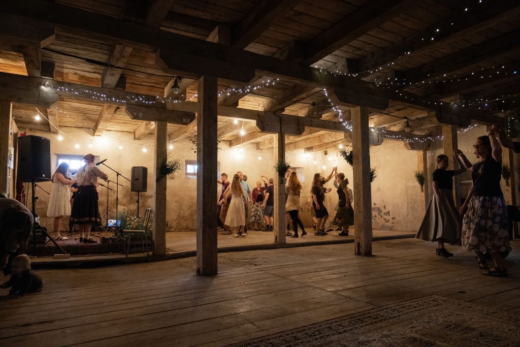 tradicionalo deju festivals rijas balle atgriezas jaunrauna