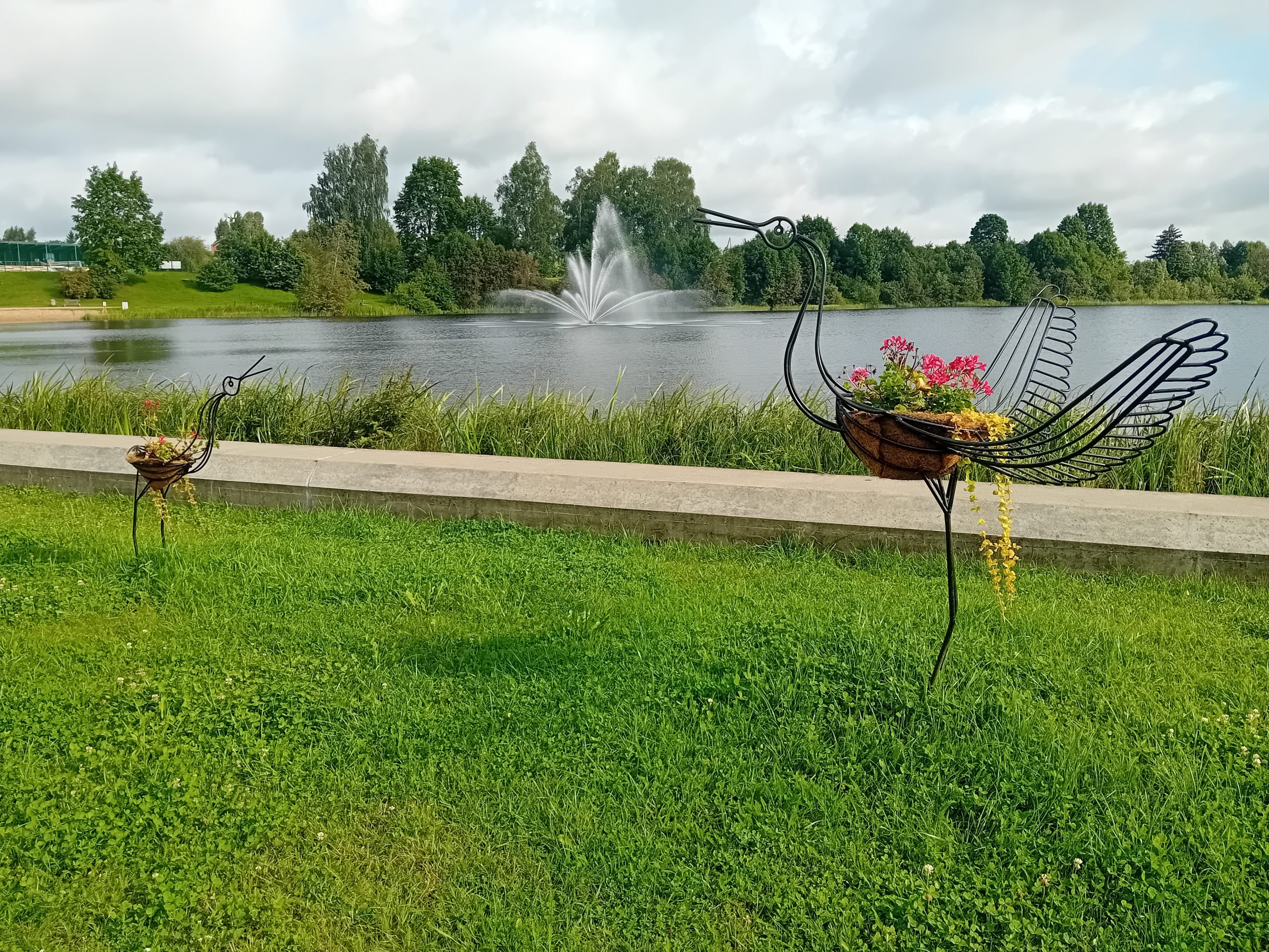 vel cetri vidzemes ezeri atziti par pietiekami pieejamiem cilvekiem ar invaliditati senioriem un gimenem ar maziem berniem