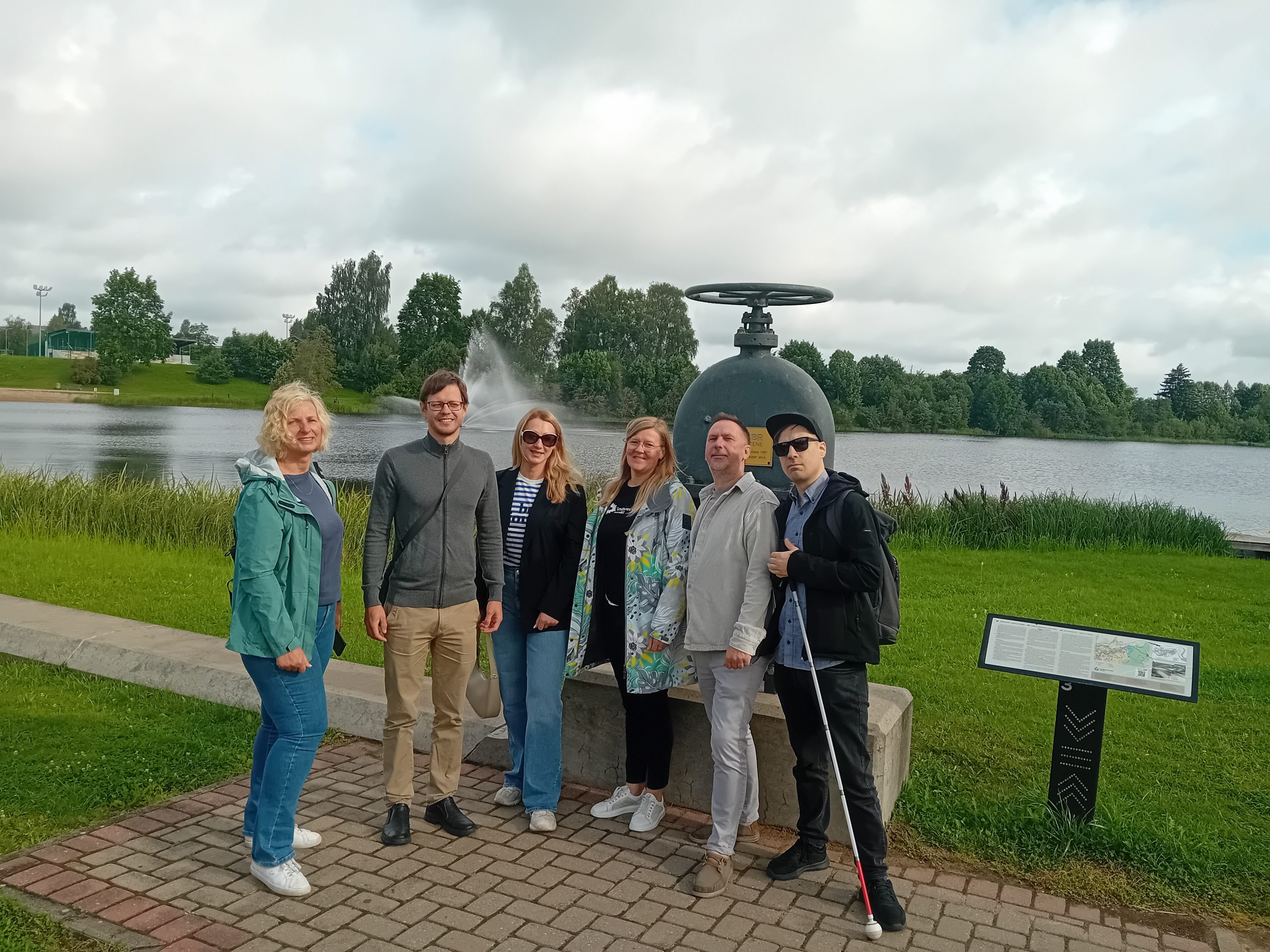 vel cetri vidzemes ezeri atziti par pietiekami pieejamiem cilvekiem ar invaliditati senioriem un gimenem ar maziem berniem