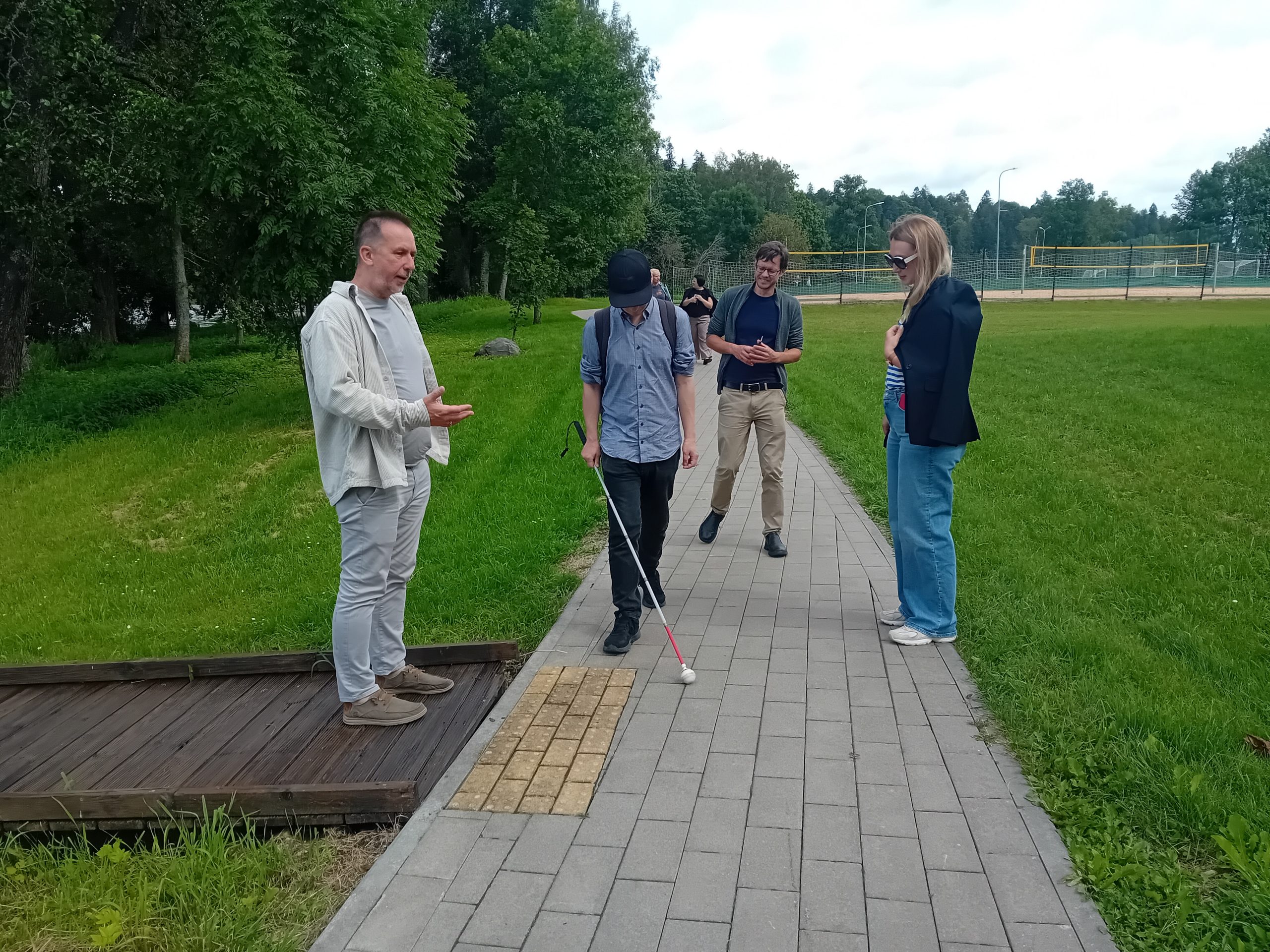 vel cetri vidzemes ezeri atziti par pietiekami pieejamiem cilvekiem ar invaliditati senioriem un gimenem ar maziem berniem