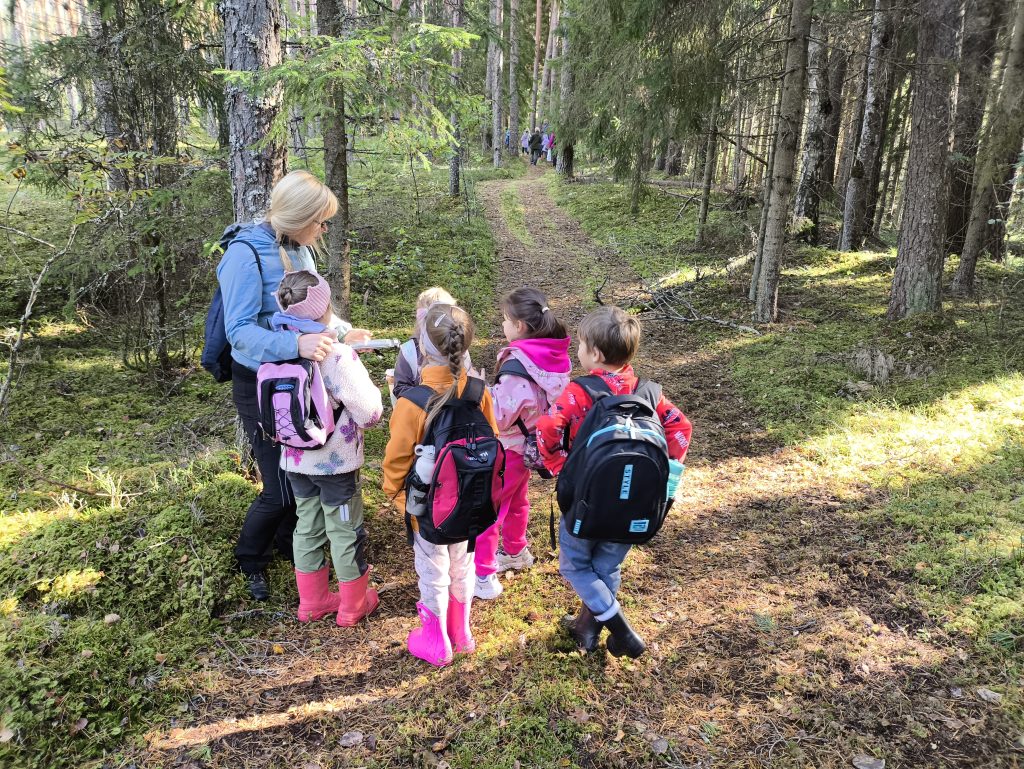 berni meztaka izmegina lokveida pargajiena marsrutu un digitali spelejamu speli