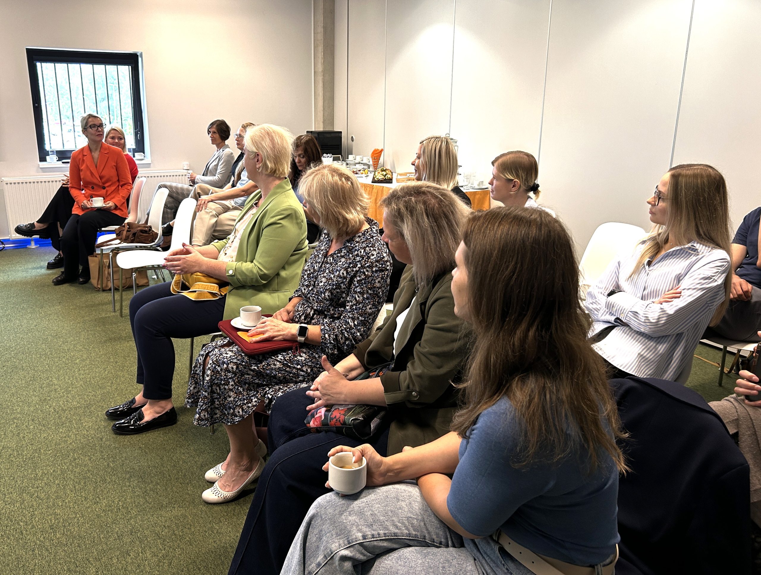 publiskie iepirkumi ka instruments parmainam cesis aizvadita projekta chemclimcircle 2 regionala diskusija