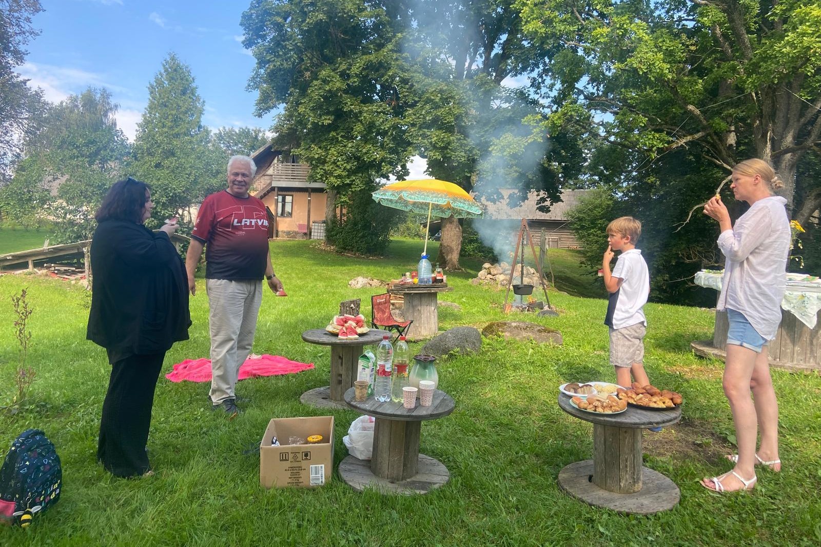 manas majas vidzeme draudziga satiksanas mengele