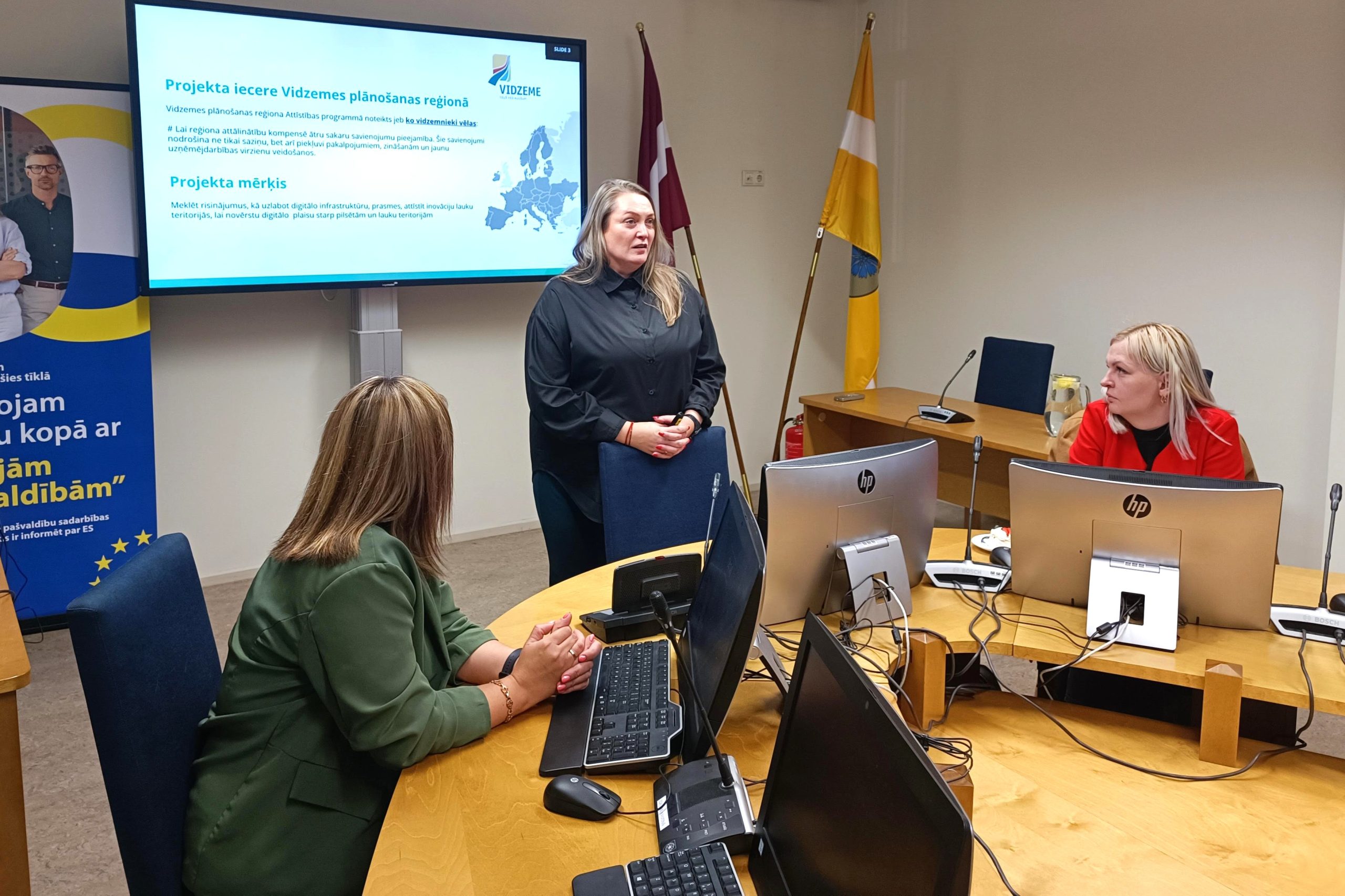 prasmes un tehnologiju pieejamiba nosacijumi digitalas plaisas mazinasanai starp pilsetu un laukiem