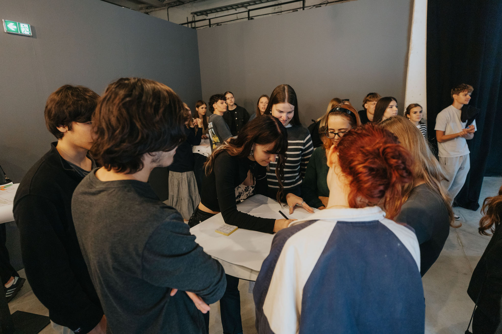 jauniesi iejutas pilsetas arhitekta loma un piedava idejas valmieras nakotnei