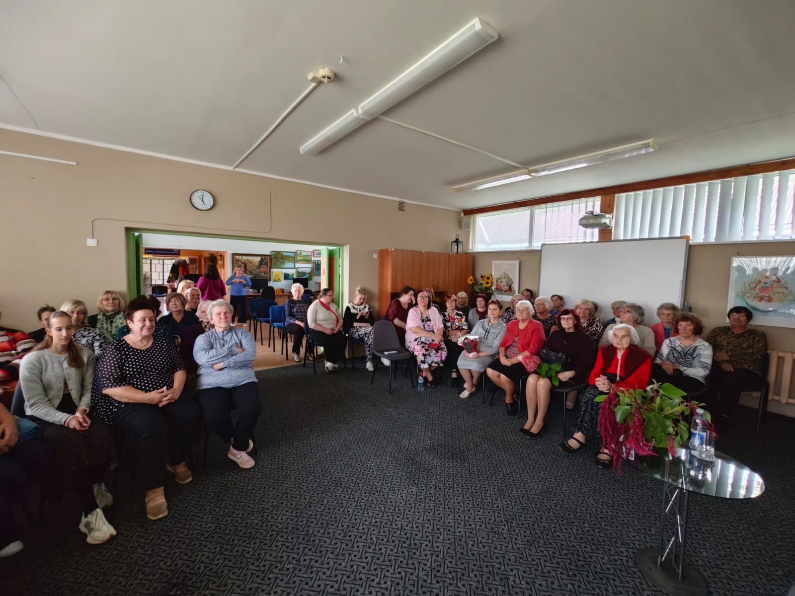 staicele aizvadita iedvesmojosa tiksanas ar zani daudzinu par celu no skatuves runas lidz literaturai