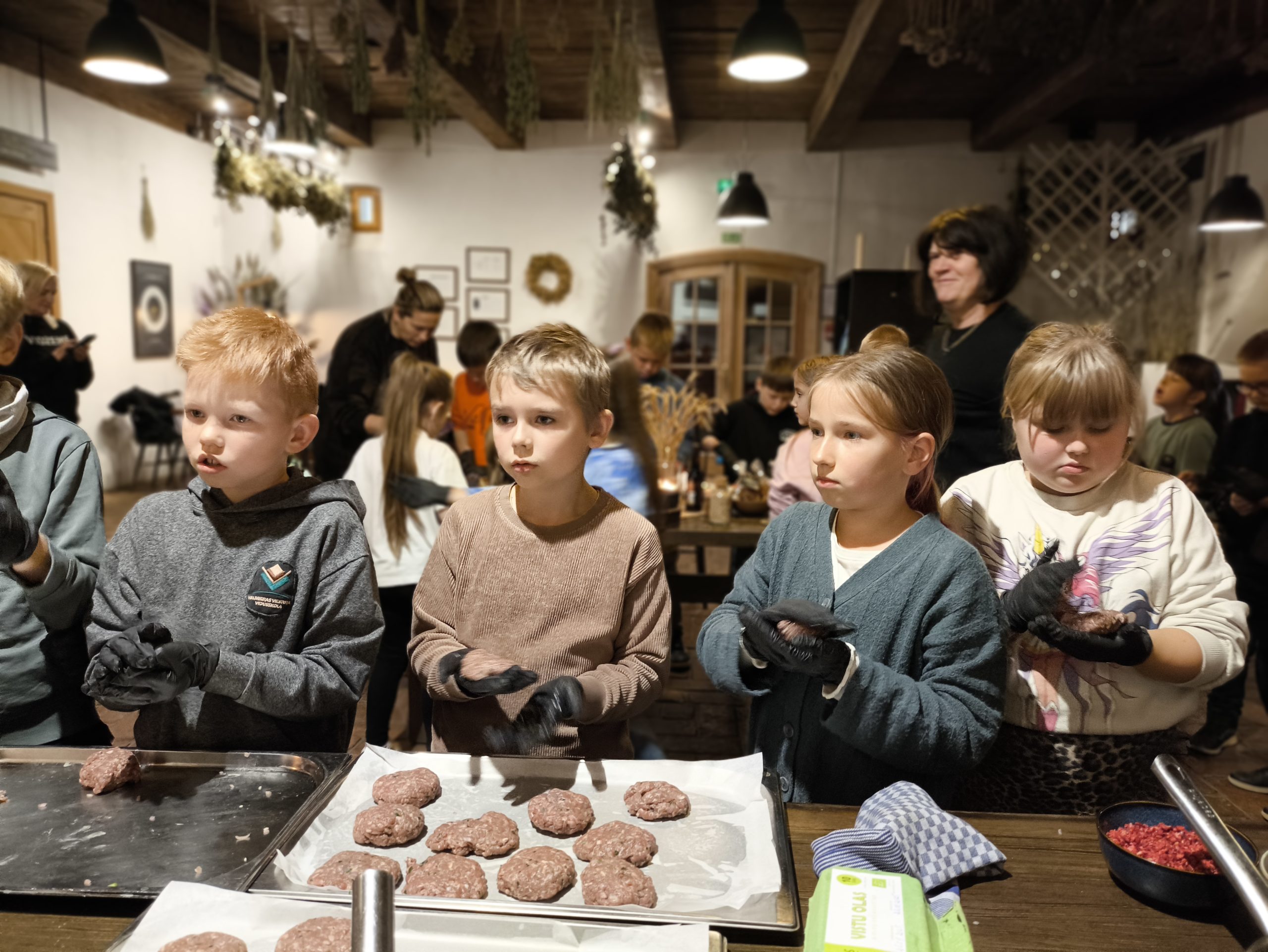 sakumskolas skoleni izzin bioregionu