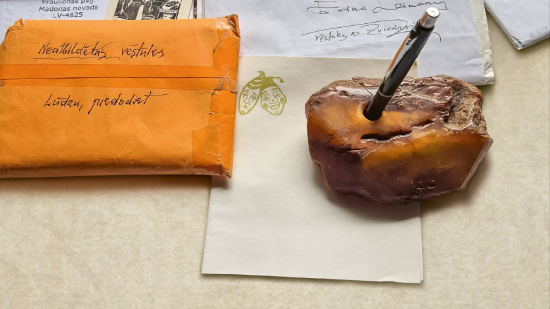 iznacis vestulu krajums es savu dzivosanu ierakstu vestules ilzes indranes dzivesstasts laikabiedriem