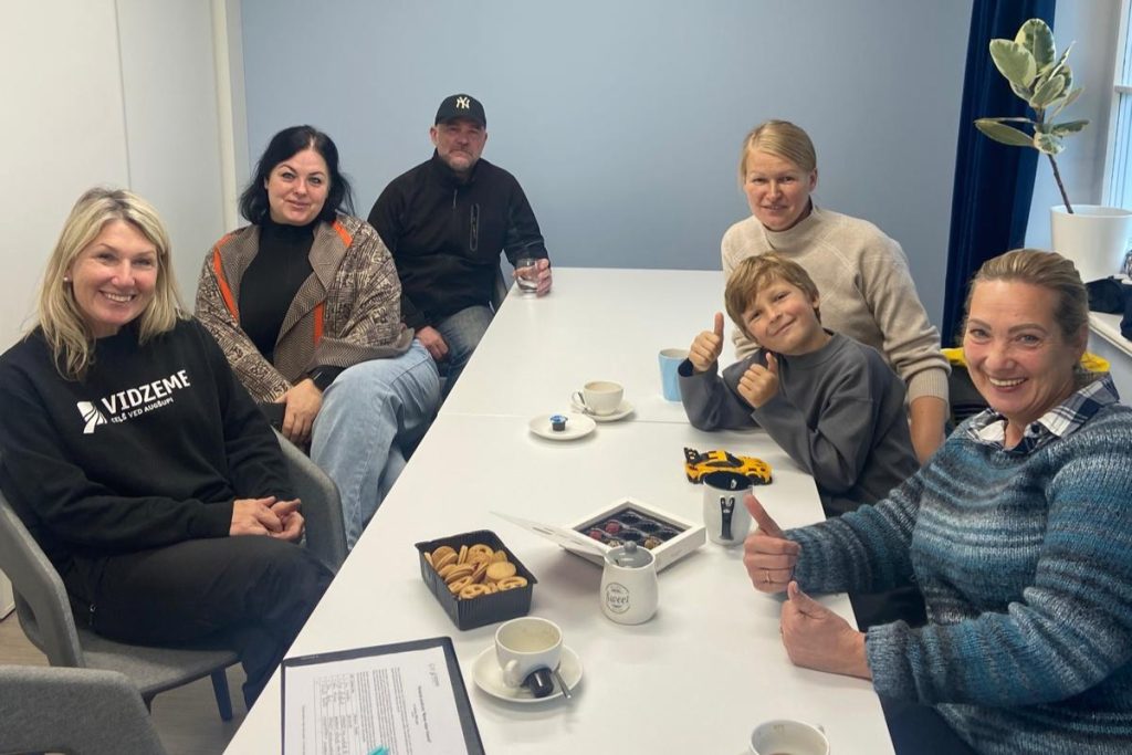 rudeniga satiksanas aluksne remigrantu tiklosanas pargajiens manas majas vidzeme