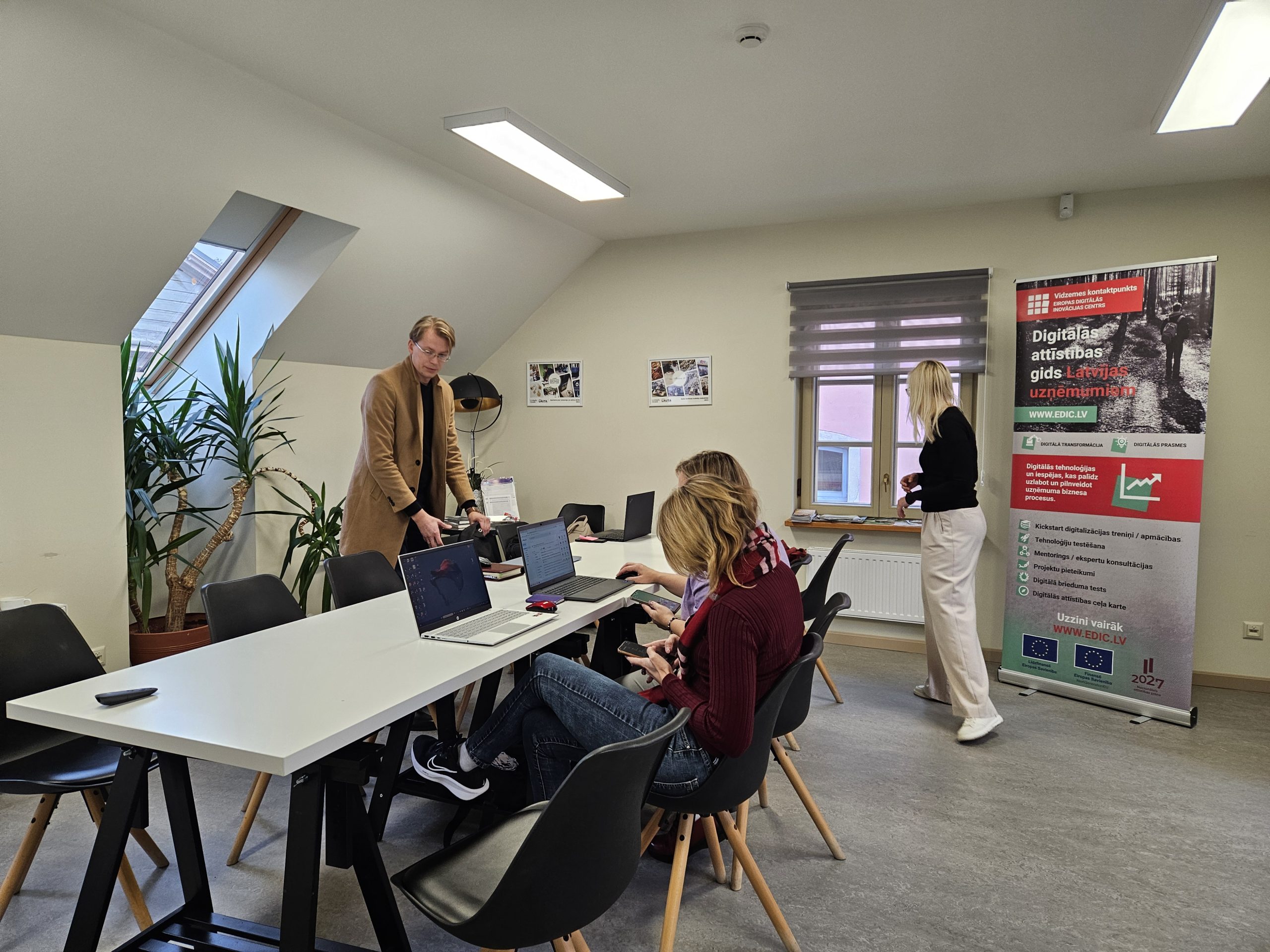 intensivas macibas uznemumiem par digitalo attistibu digitalizacijas kickstart sprint starte limbazos