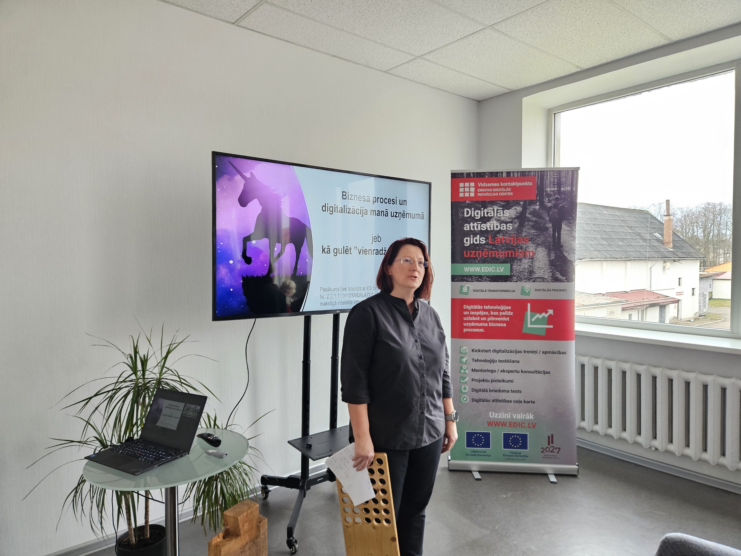 cels uz digitalu kokapstradi sakas ar sakartotiem procesiem