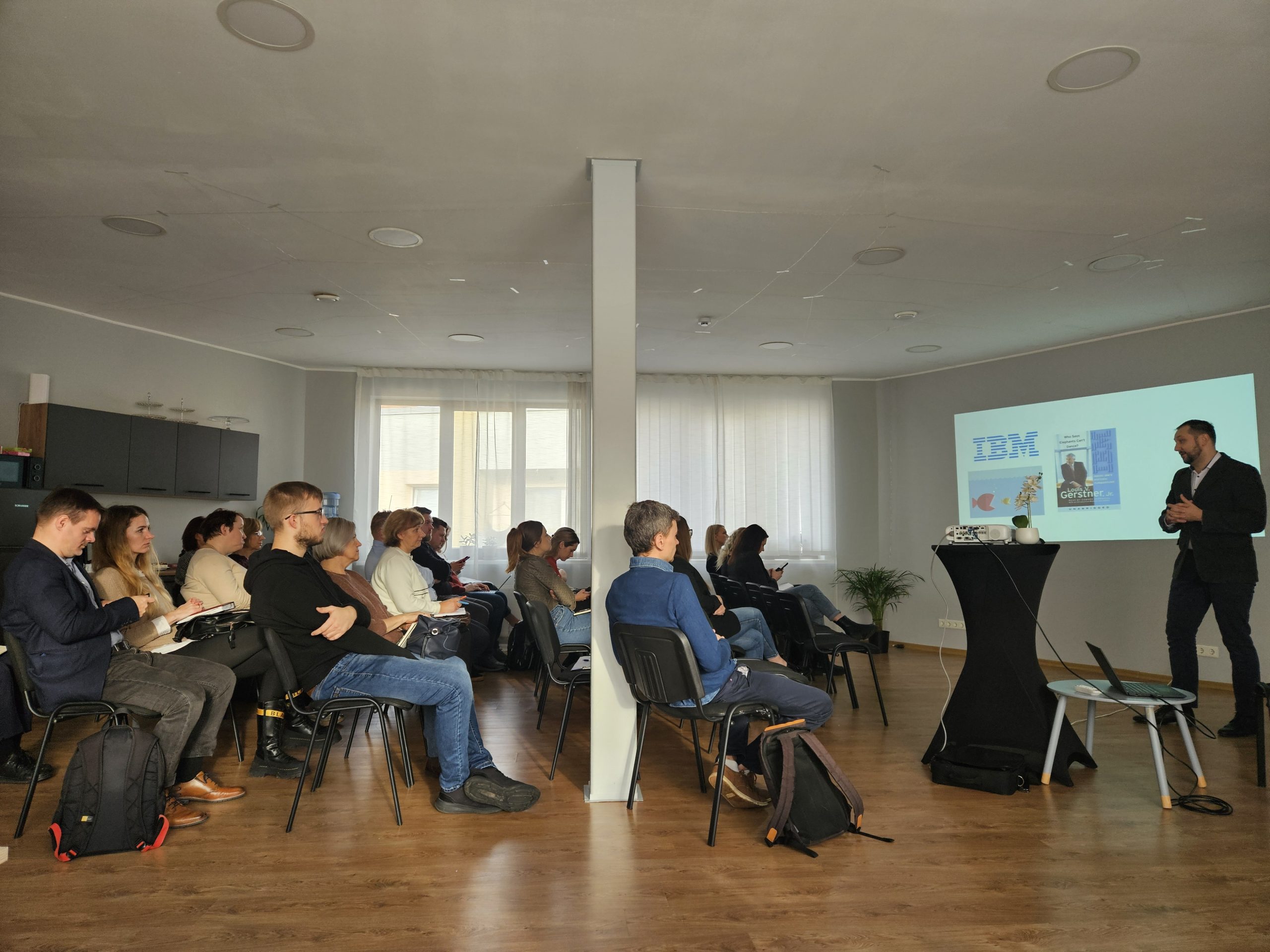 smiltene uznemeji iepazist digitalas pardosanas iespejas un rikus biznesa izaugsmei