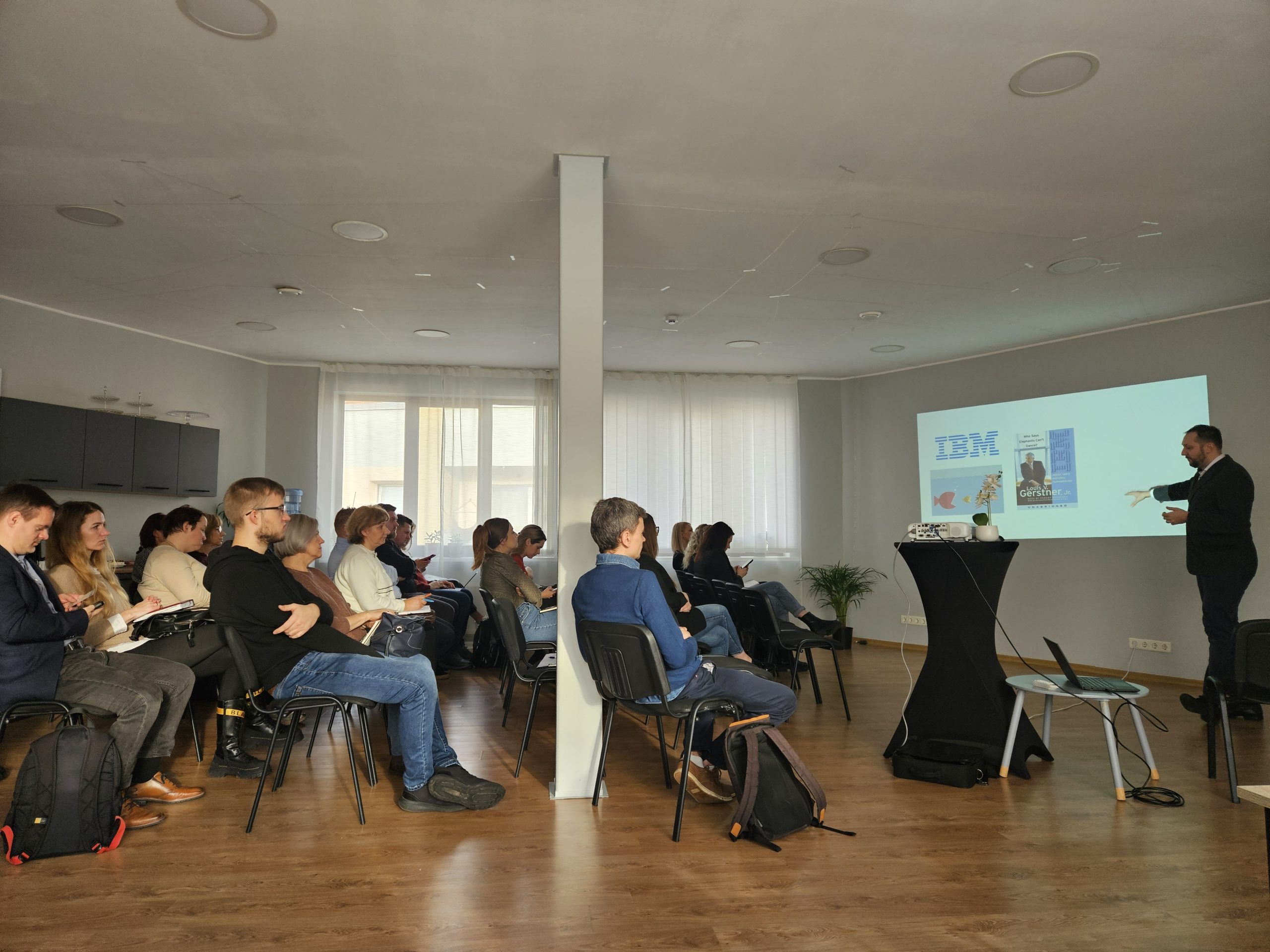 smiltene uznemeji iepazist digitalas pardosanas iespejas un rikus biznesa izaugsmei