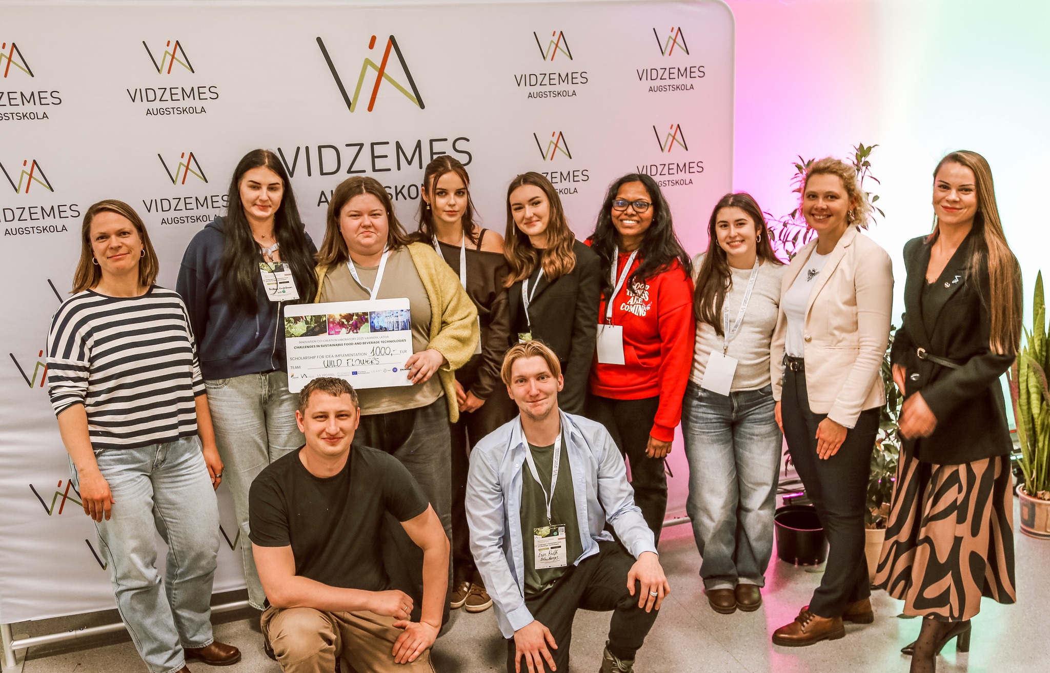 5000 eiro stipendiju fonds tiek pasniegts labakajam idejam inovaciju koprades laboratorija 2025