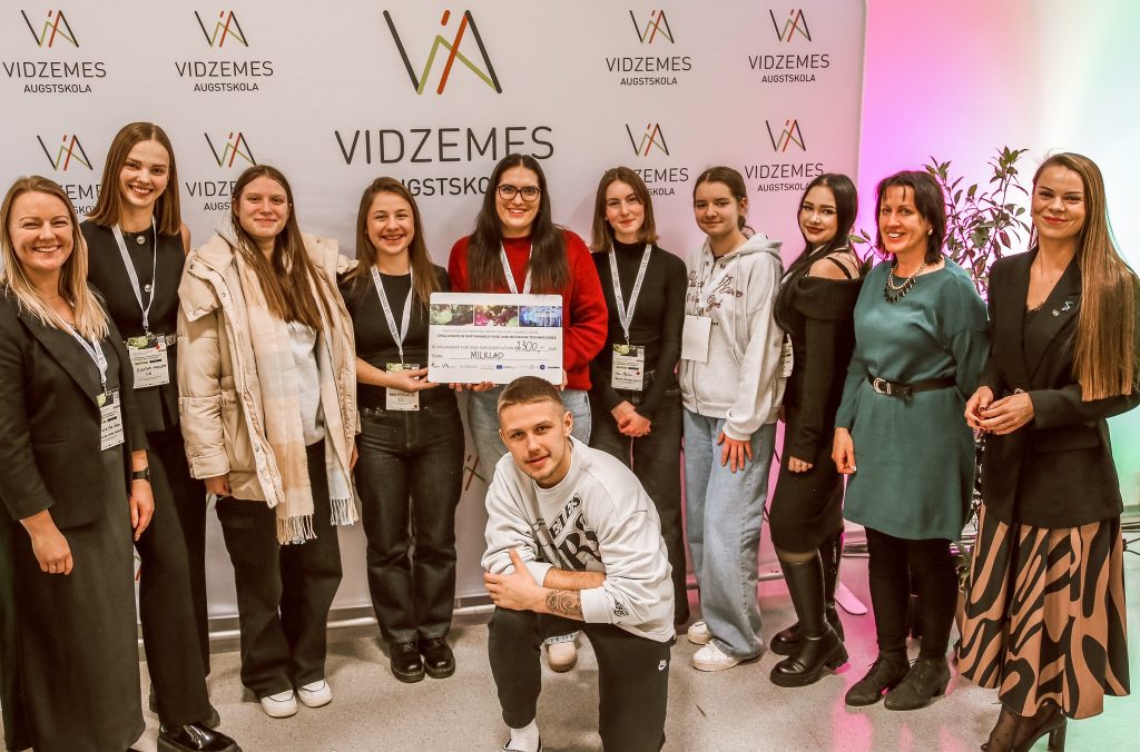 5000 eiro stipendiju fonds tiek pasniegts labakajam idejam inovaciju koprades laboratorija 2025