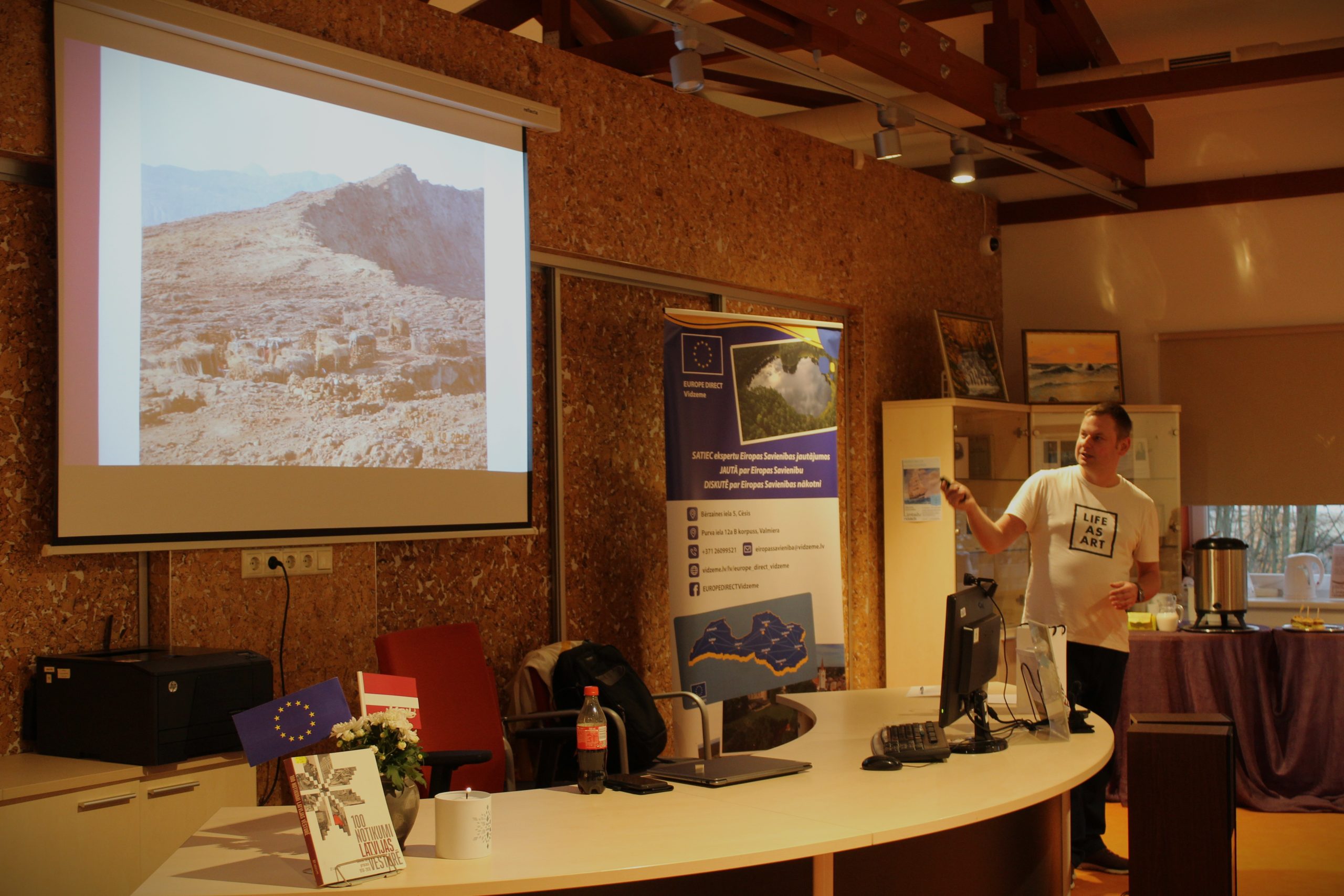 celosana ka cels uz izpratni par eiropas un pasaules vertibam