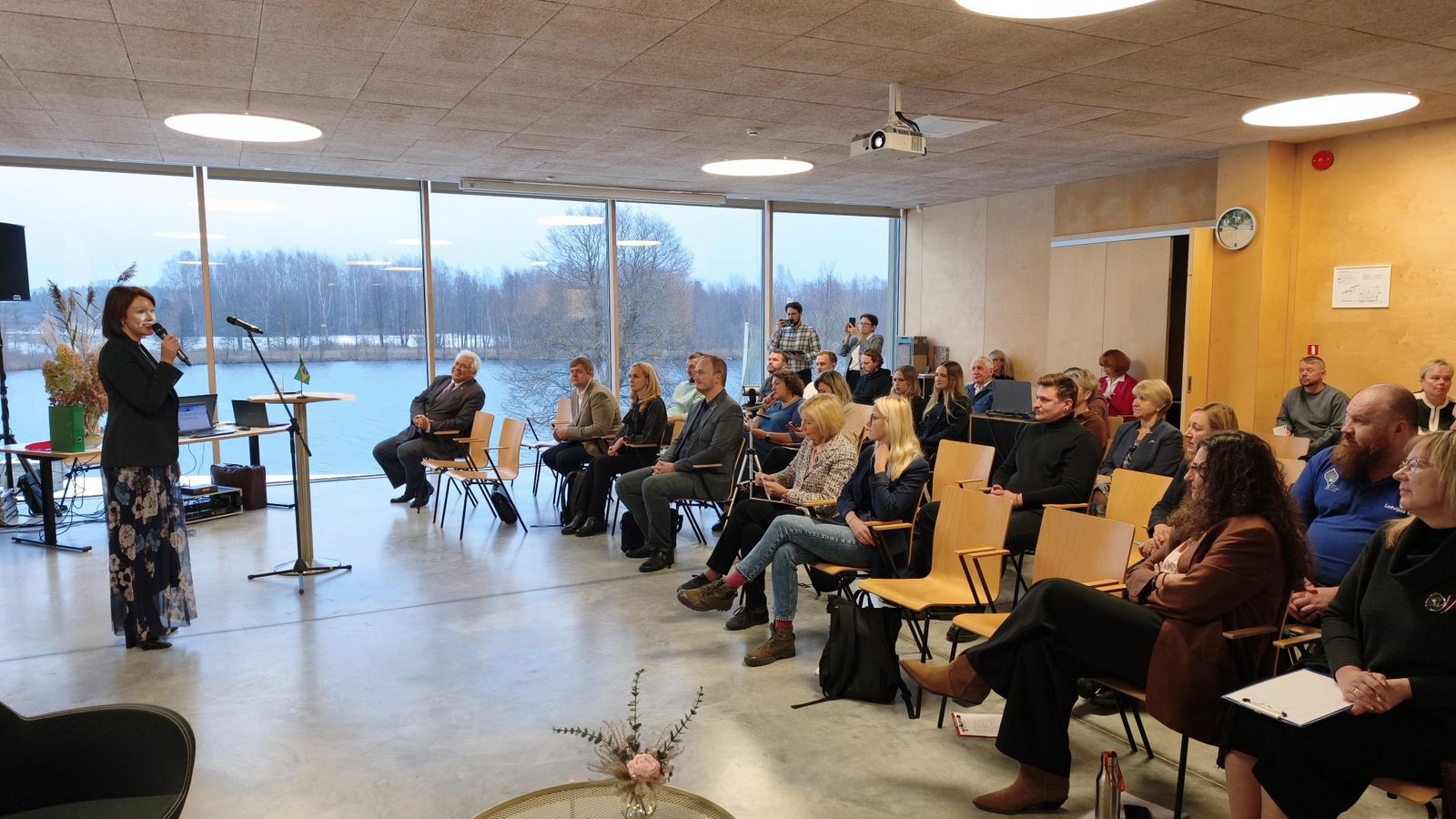 latviesi visa pasaule valsts attistibas pamatkapitals