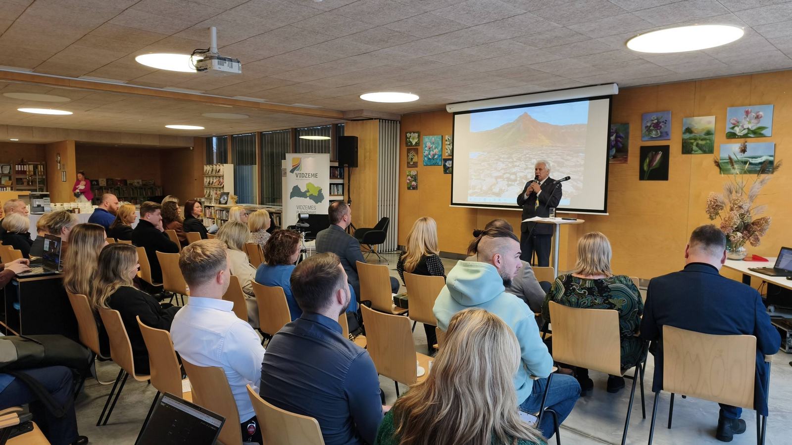 latviesi visa pasaule valsts attistibas pamatkapitals