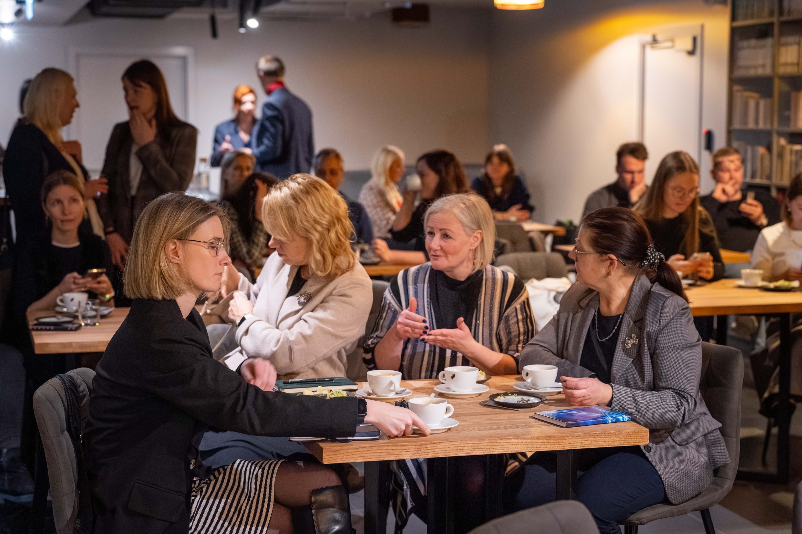 cilveks algoritms un atbildiba komunikacija europe direct vidzeme paneldiskusija