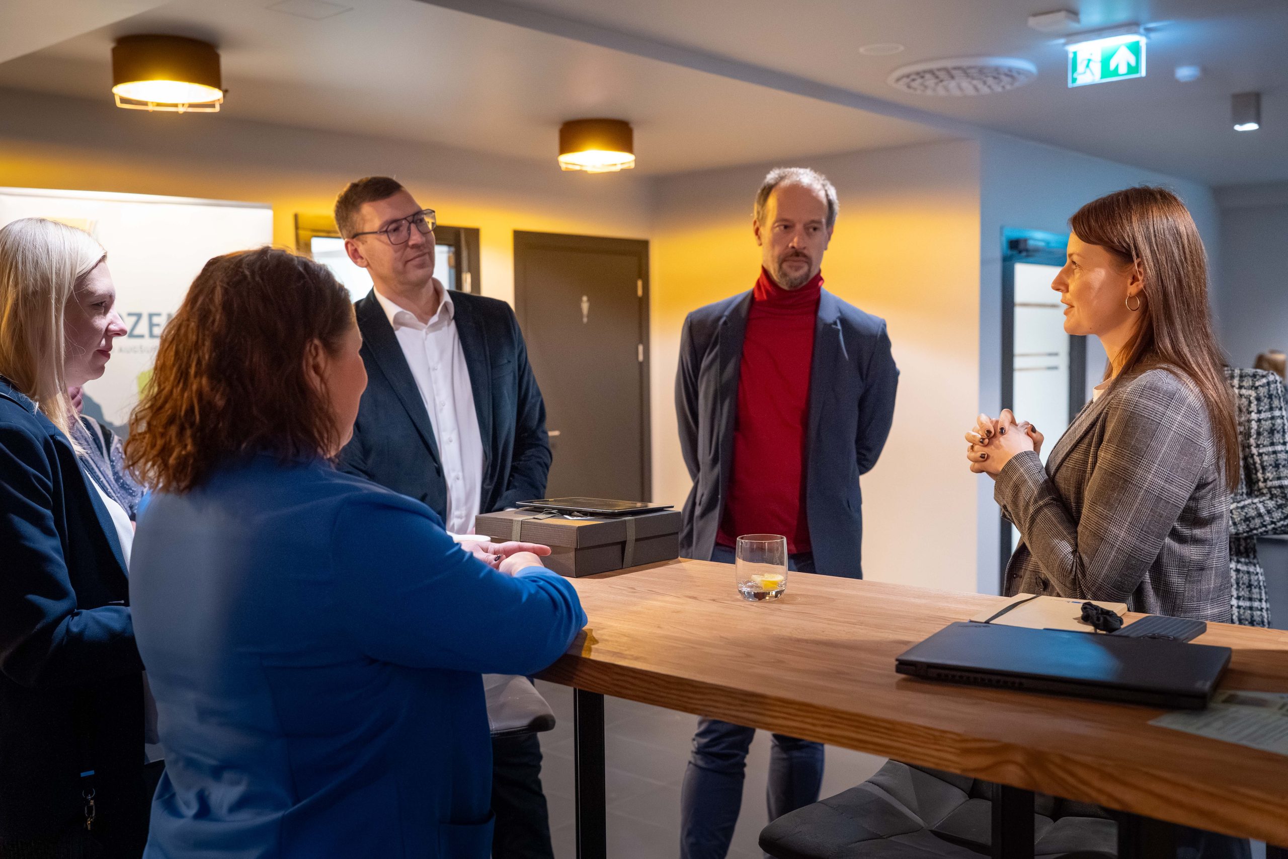 cilveks algoritms un atbildiba komunikacija europe direct vidzeme paneldiskusija