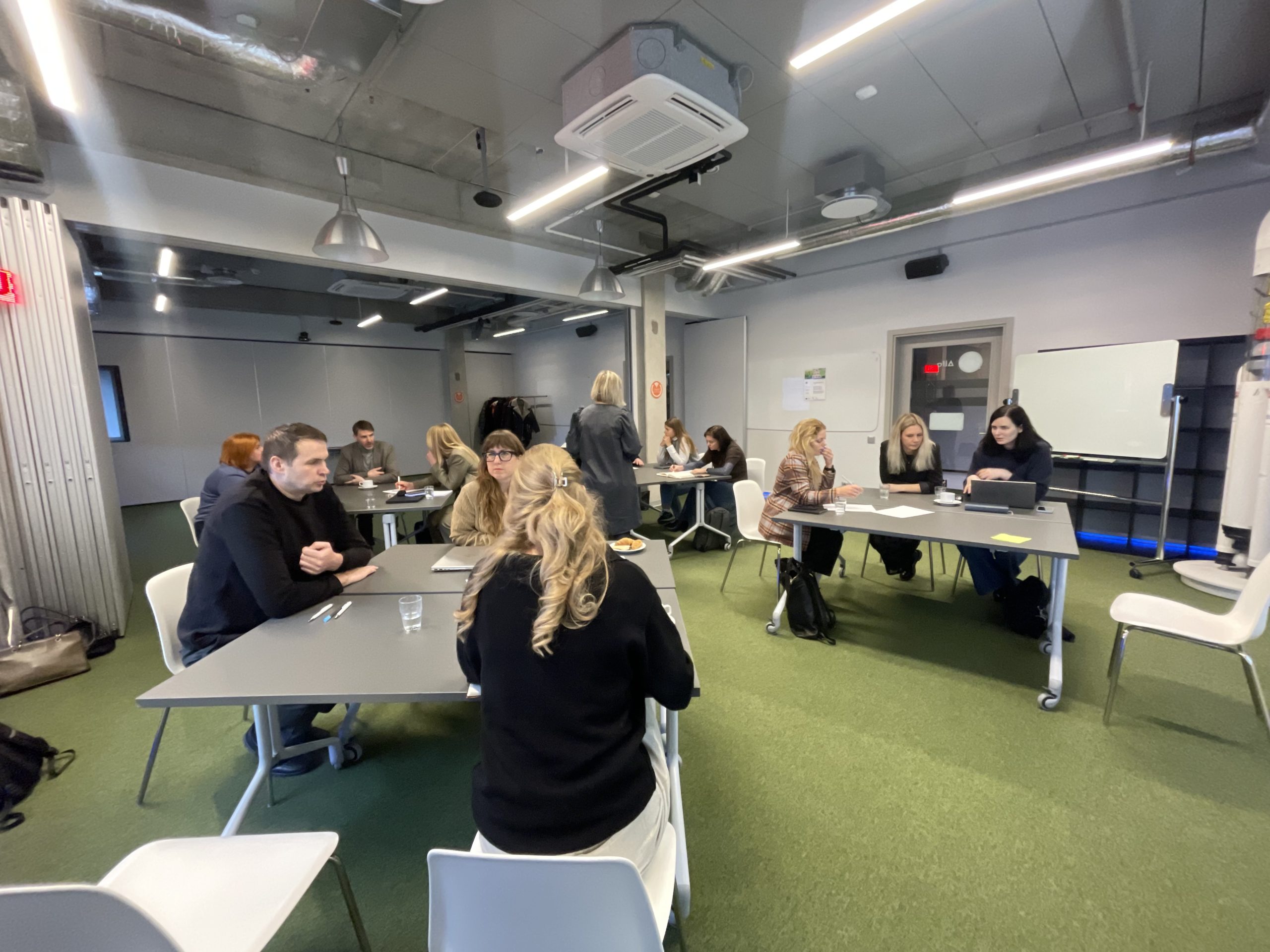 vidzemes planosanas regiona un pasvaldibu specialisti diskute par zinasanu un prasmju pilnveidi klimata merku sasniegsanai