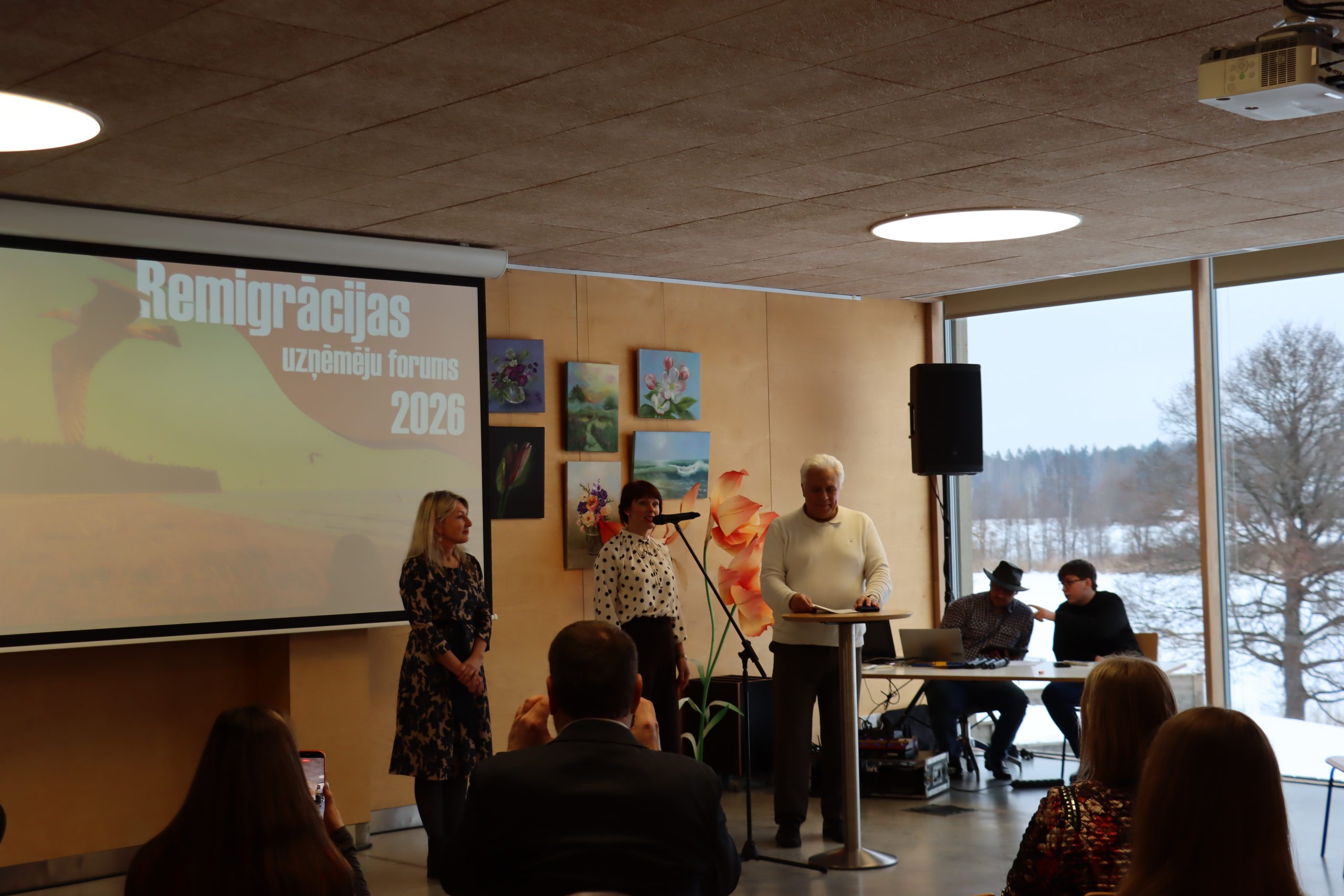 vidzeme aizsakts jauns pasakumu cikls remigrantiem ciemos pie atbraucejiem