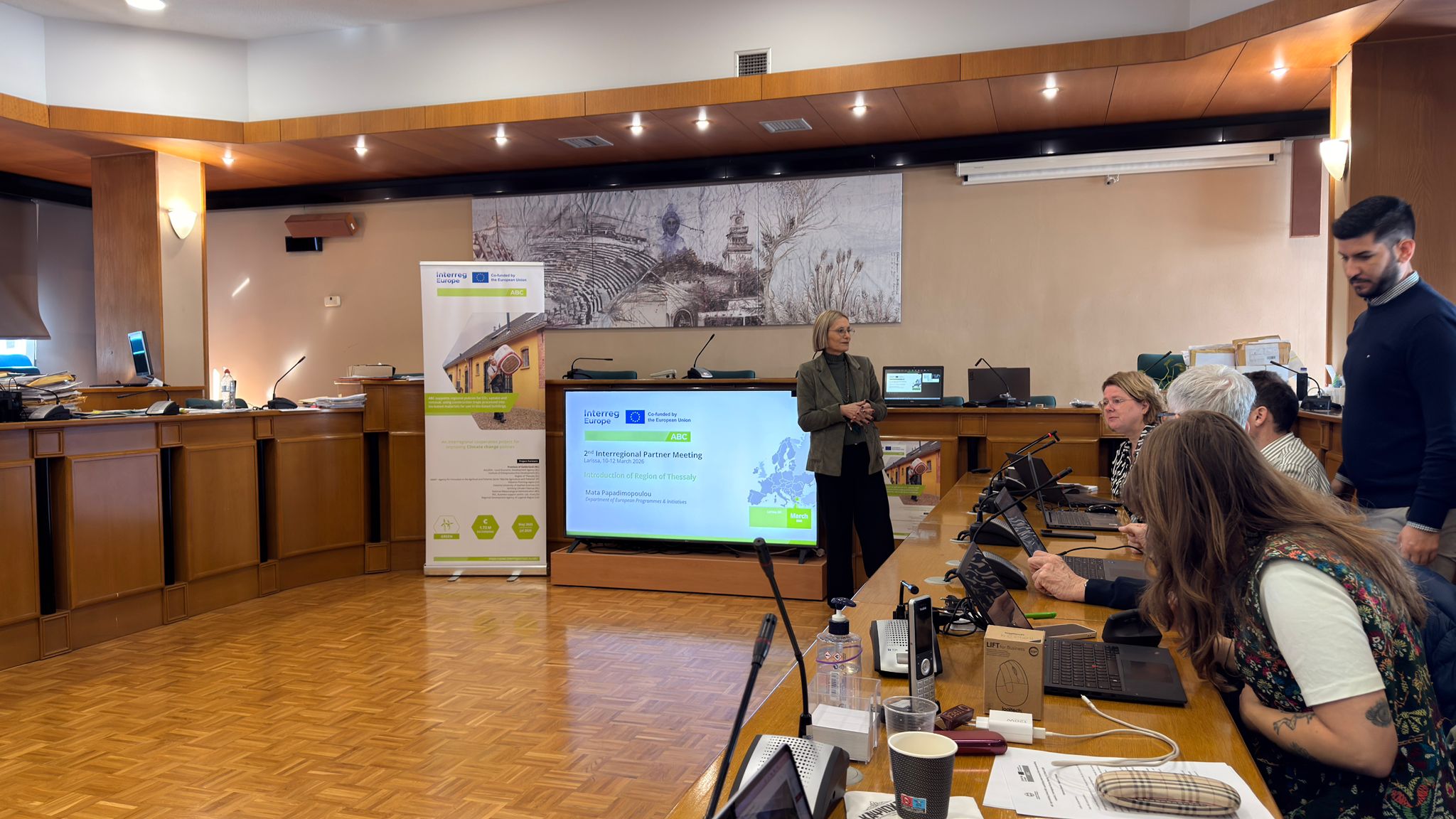 projekta agro building carbon abc partneri griekija diskute par augsnes atjaunosanu bioizcelsmes buvmaterialiem un oglekla piesaisti
