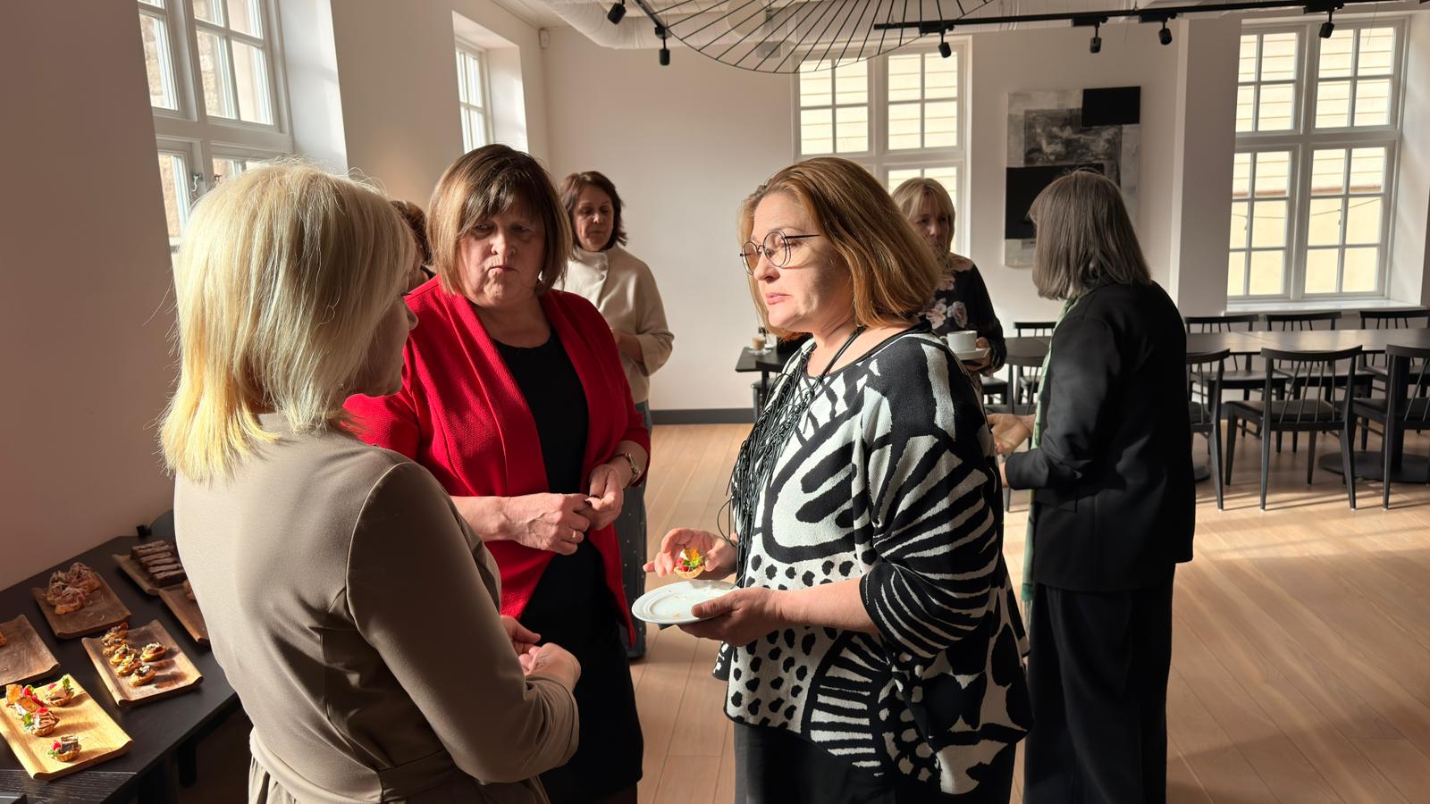 vidzeme stiprina sadarbibu starp esip un europe direct tikliem