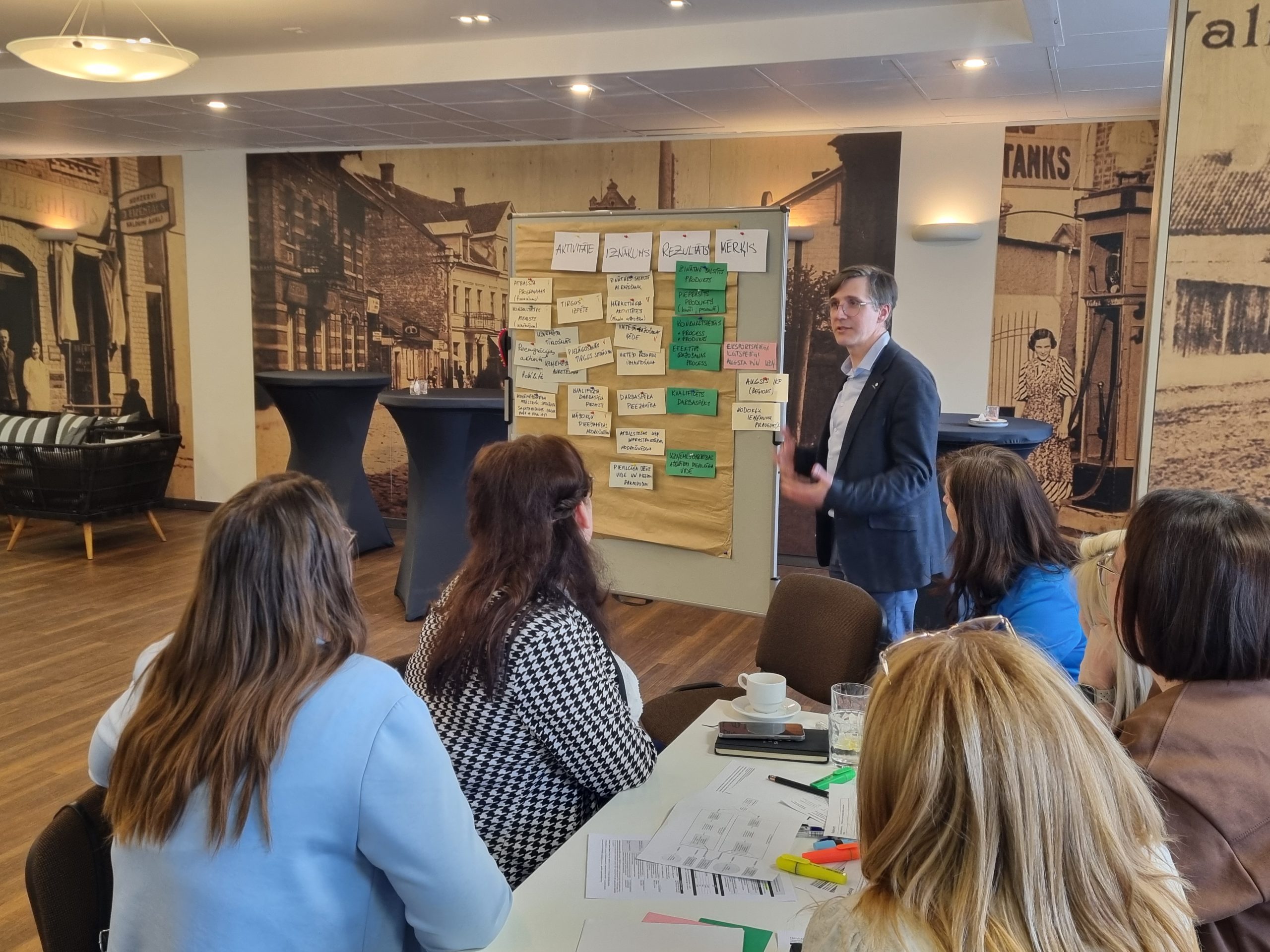 cela uz vienotu regiona attistibas uzraudzibas sistemu