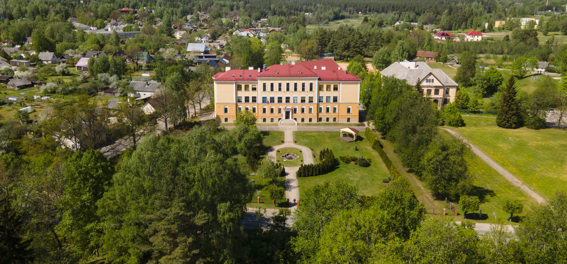 vpr uznem valkas jana cimzes gimnazijas skolenu grupu