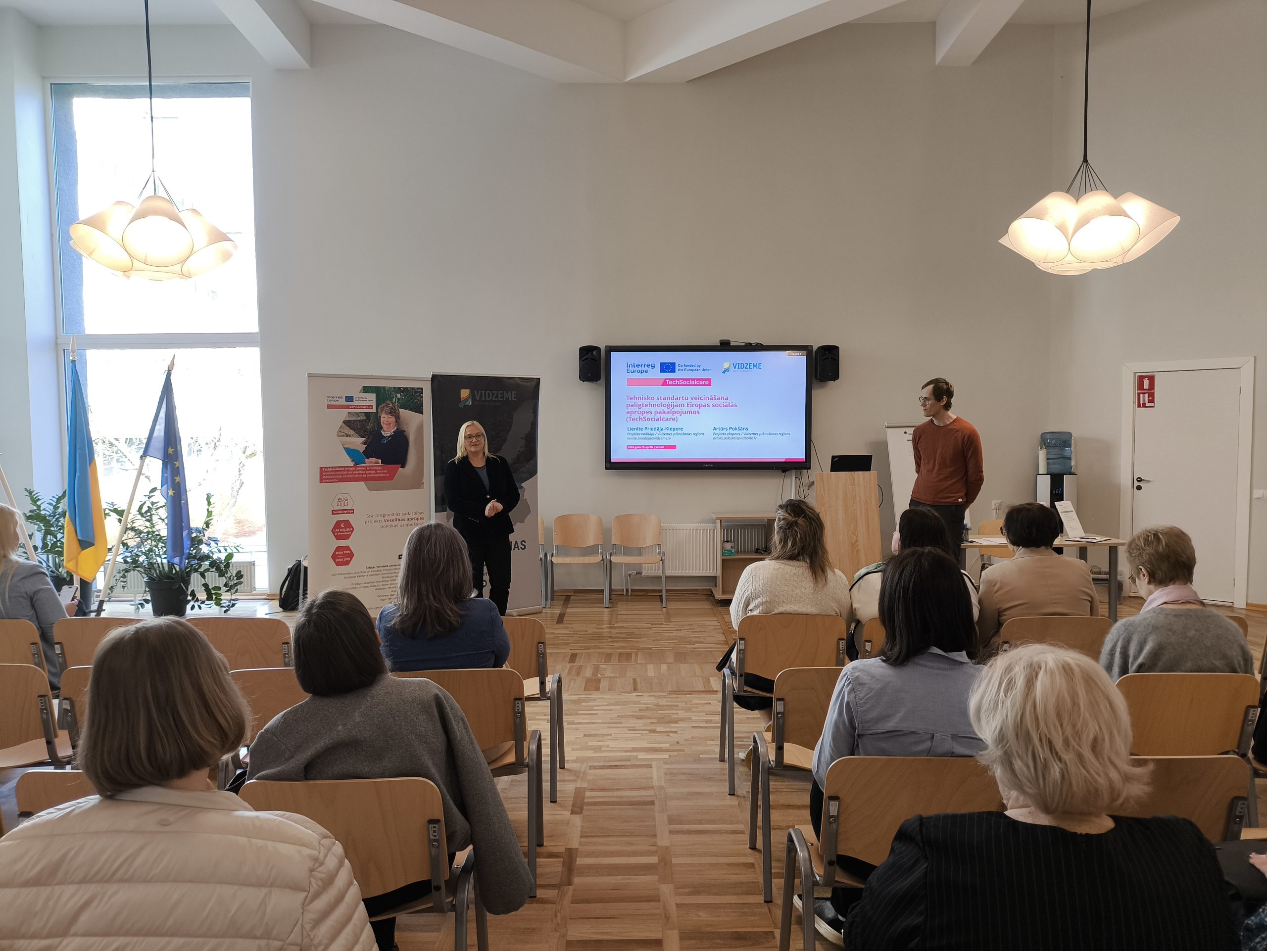 techsocialcare iesaistito pusu sanaksme apspriez paligtehnologiju pieejamibu likumdosanas un birokratijas barjeras