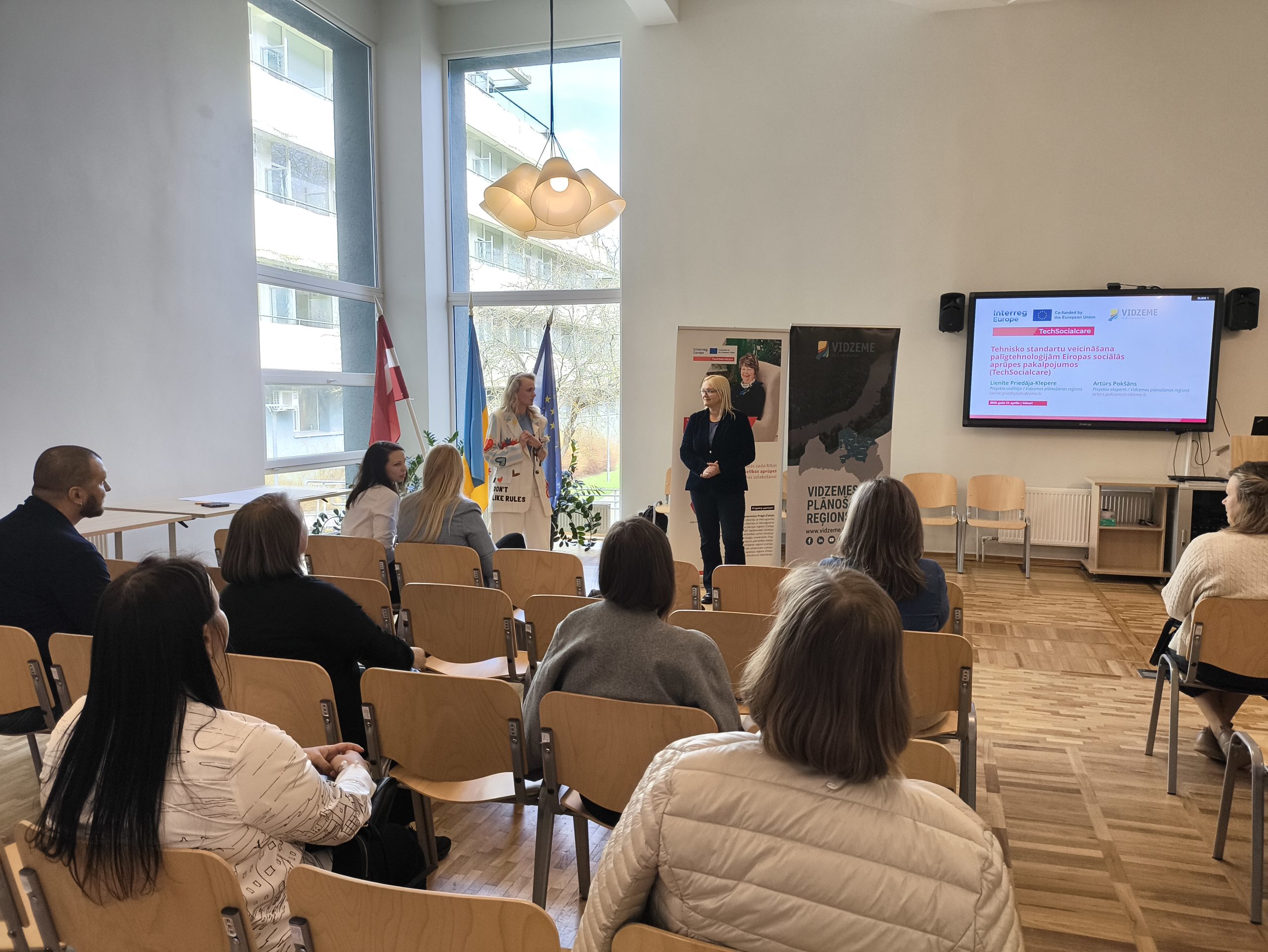 techsocialcare iesaistito pusu sanaksme apspriez paligtehnologiju pieejamibu likumdosanas un birokratijas barjeras