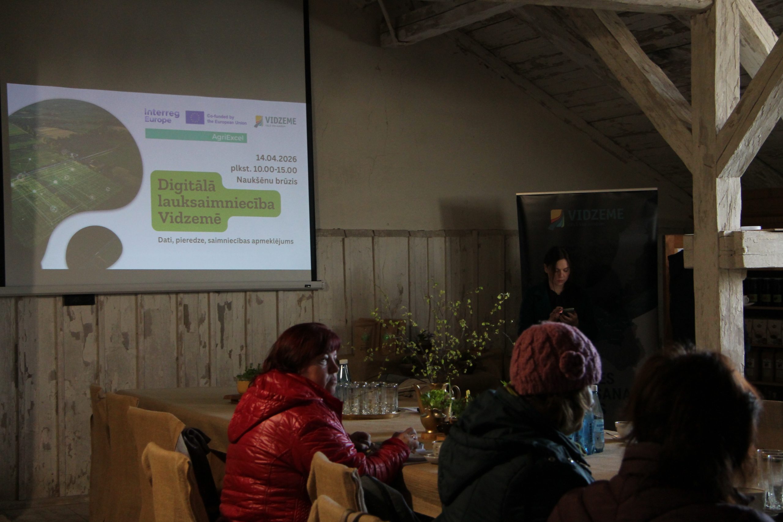 digitalizacija lauksaimnieciba uzlabo efektivitati bet izskirosa joprojam ir cilveka kompetence