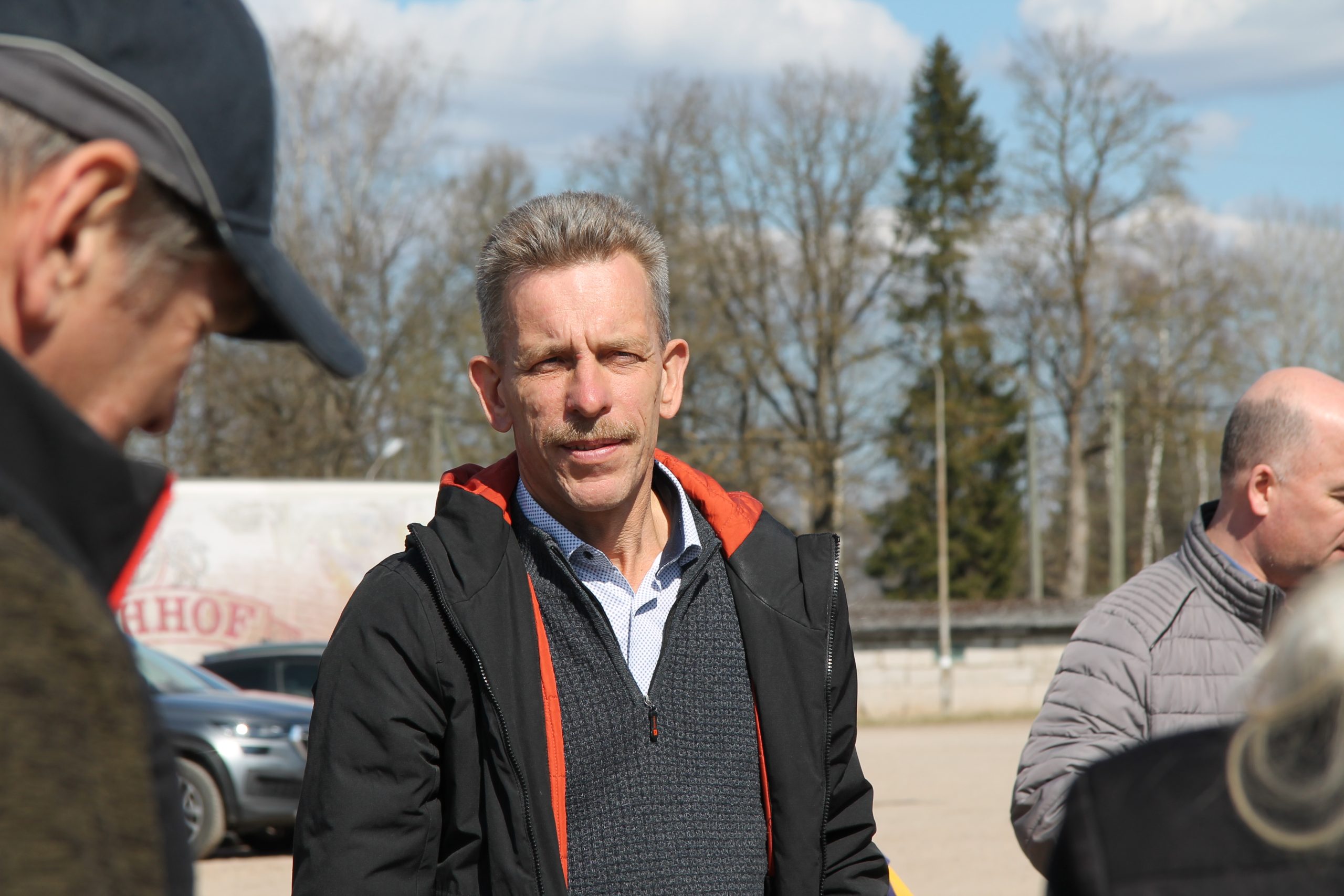 digitalizacija lauksaimnieciba uzlabo efektivitati bet izskirosa joprojam ir cilveka kompetence