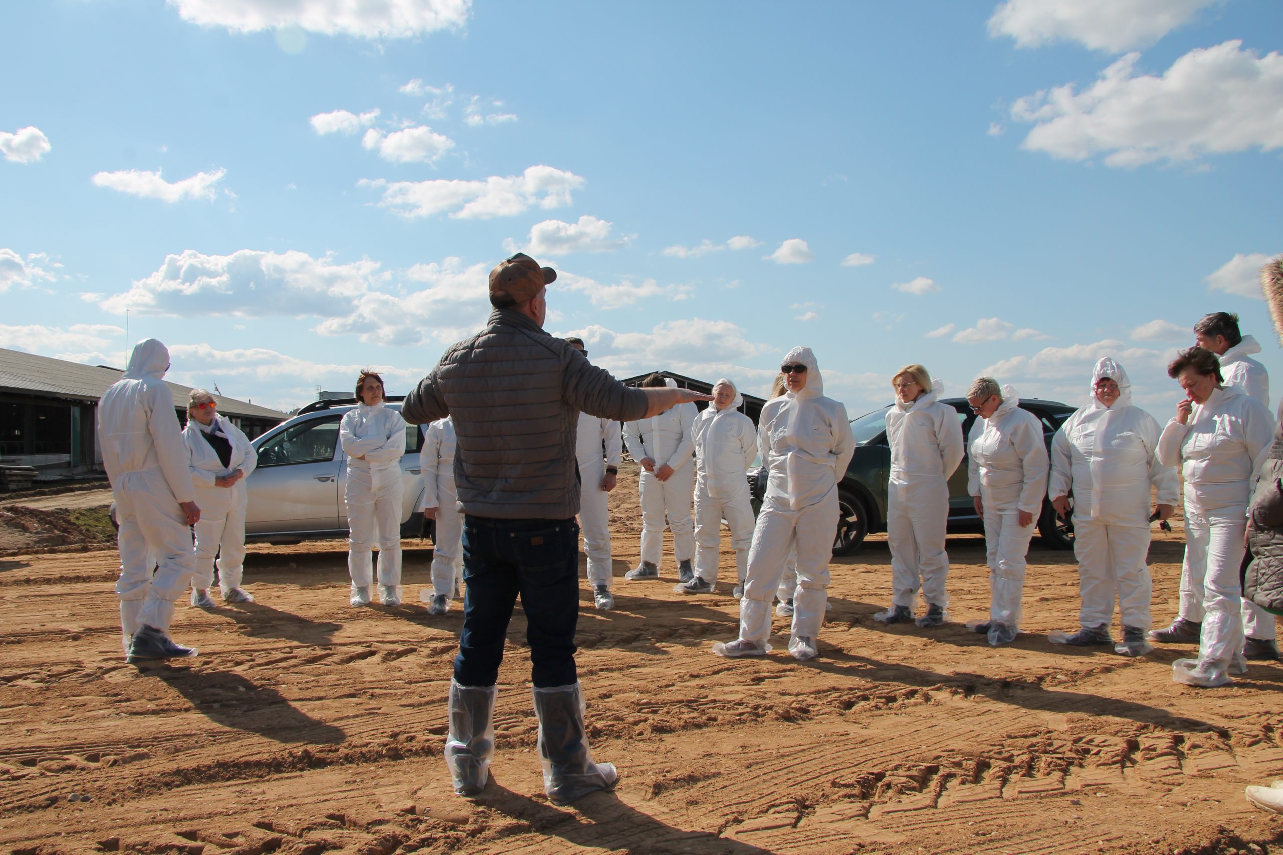 digitalizacija lauksaimnieciba uzlabo efektivitati bet izskirosa joprojam ir cilveka kompetence