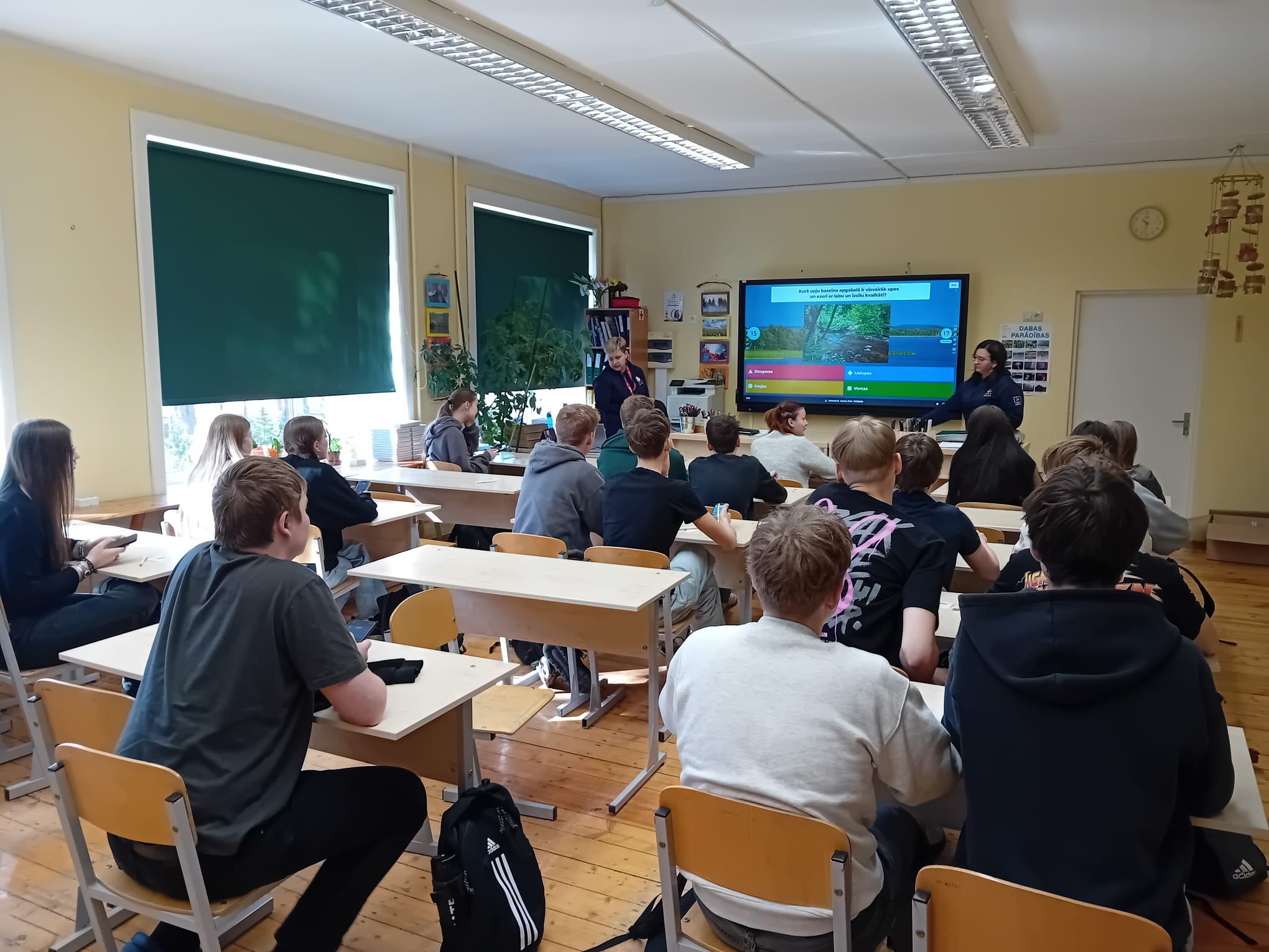 saruna ar jauniesiem par latvijas udeniem un to aizsardzibu