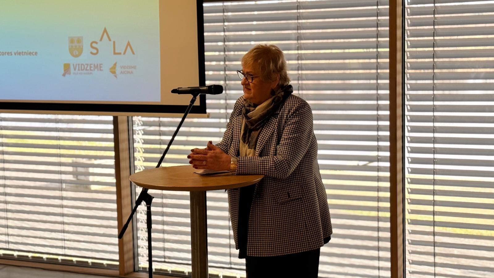 ungurpili aizvadits forums remigracija un izglitiba uzsvars uz sadarbibu pieredzi un praktiskiem risinajumiem