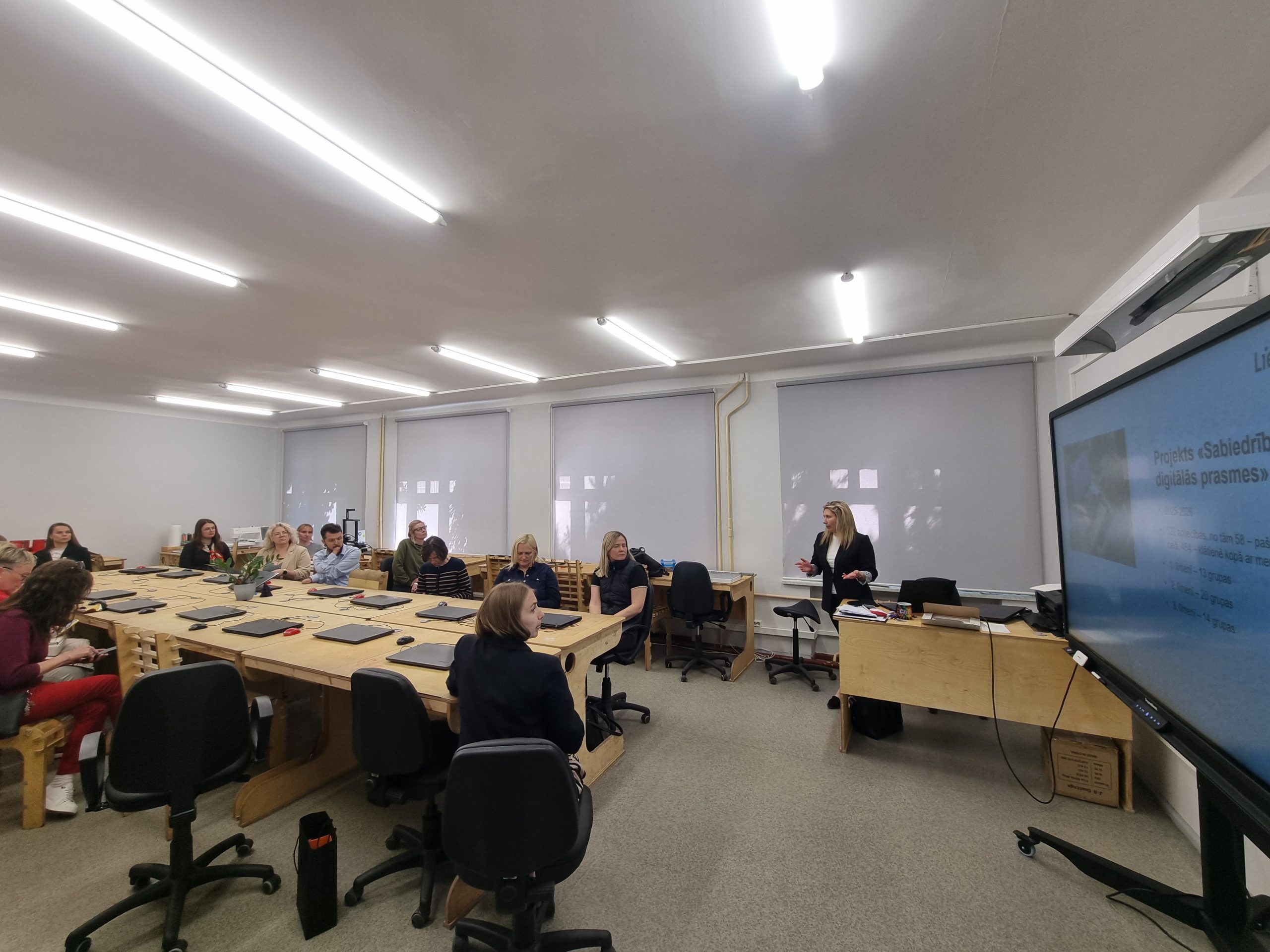 vpr un pasvaldibu specialisti iepazist liepajas pieredzi uznemejdarbibas inovaciju un teritoriju attistiba
