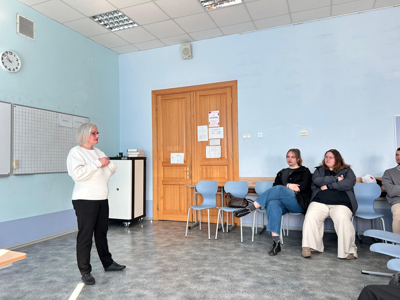 demokratijas festivala valka jauniesi diskute par eiropas vertibam un lidzdalibu